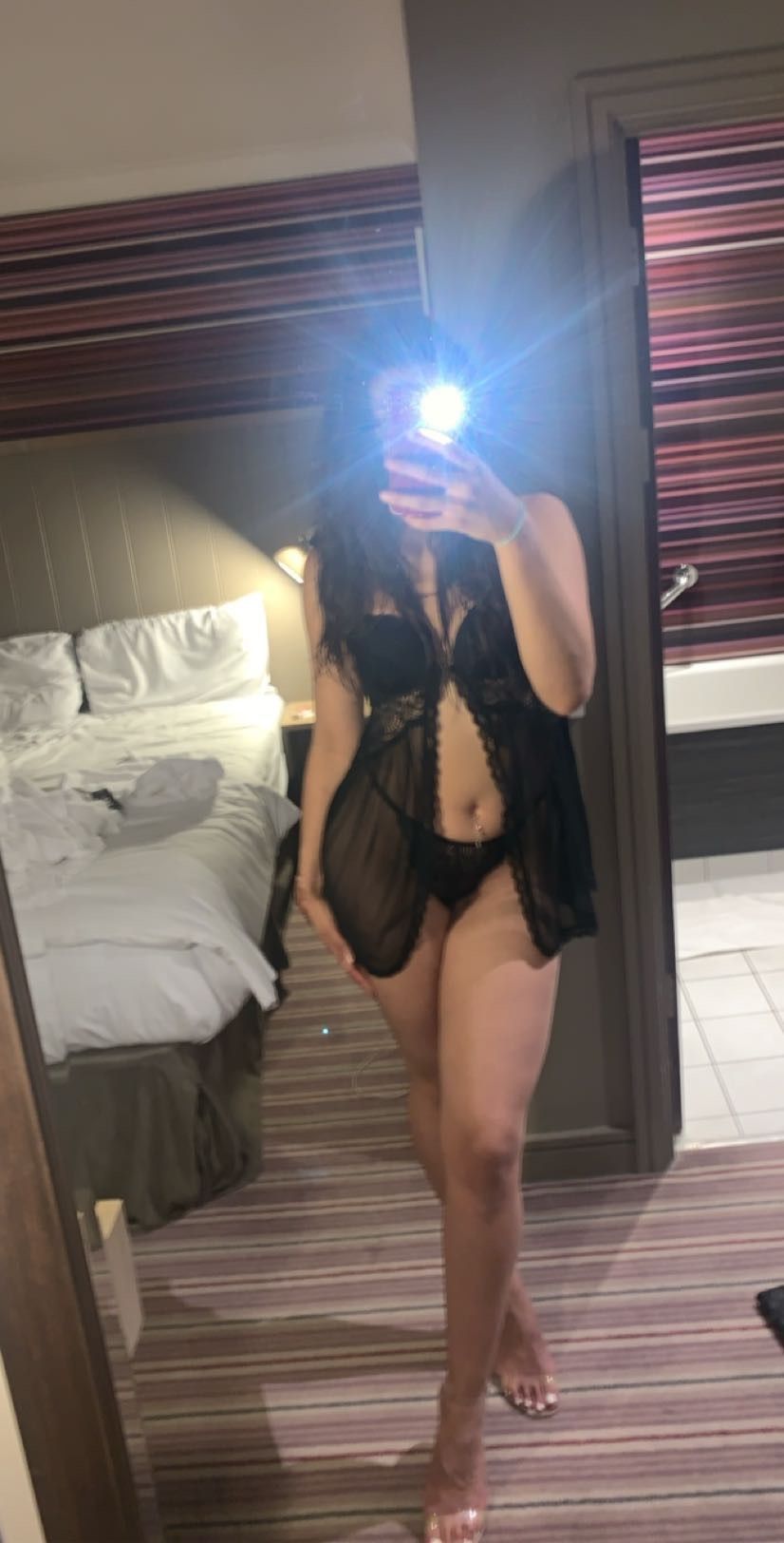 https://cdn.adultwork.com/gallery/G12/9079218.jpg