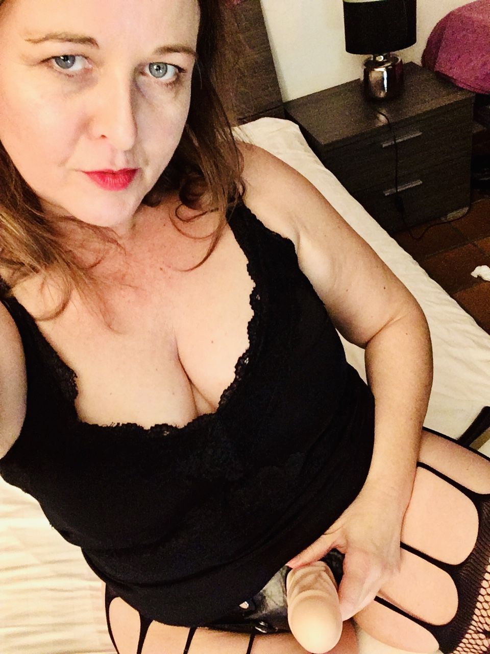 https://cdn.adultwork.com/gallery/G12/9084792.jpg