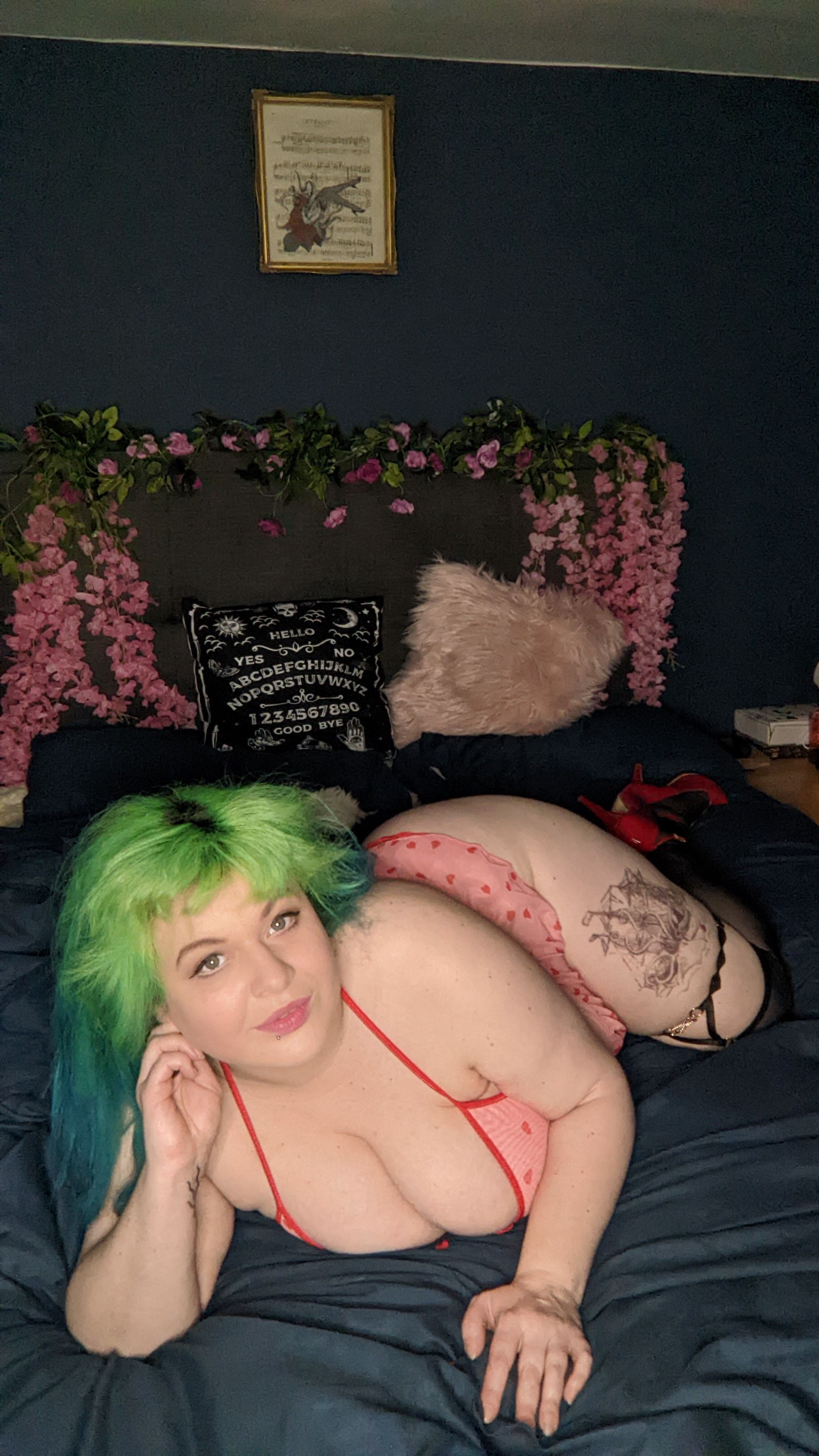 https://cdn.adultwork.com/gallery/G12/9091838.jpg