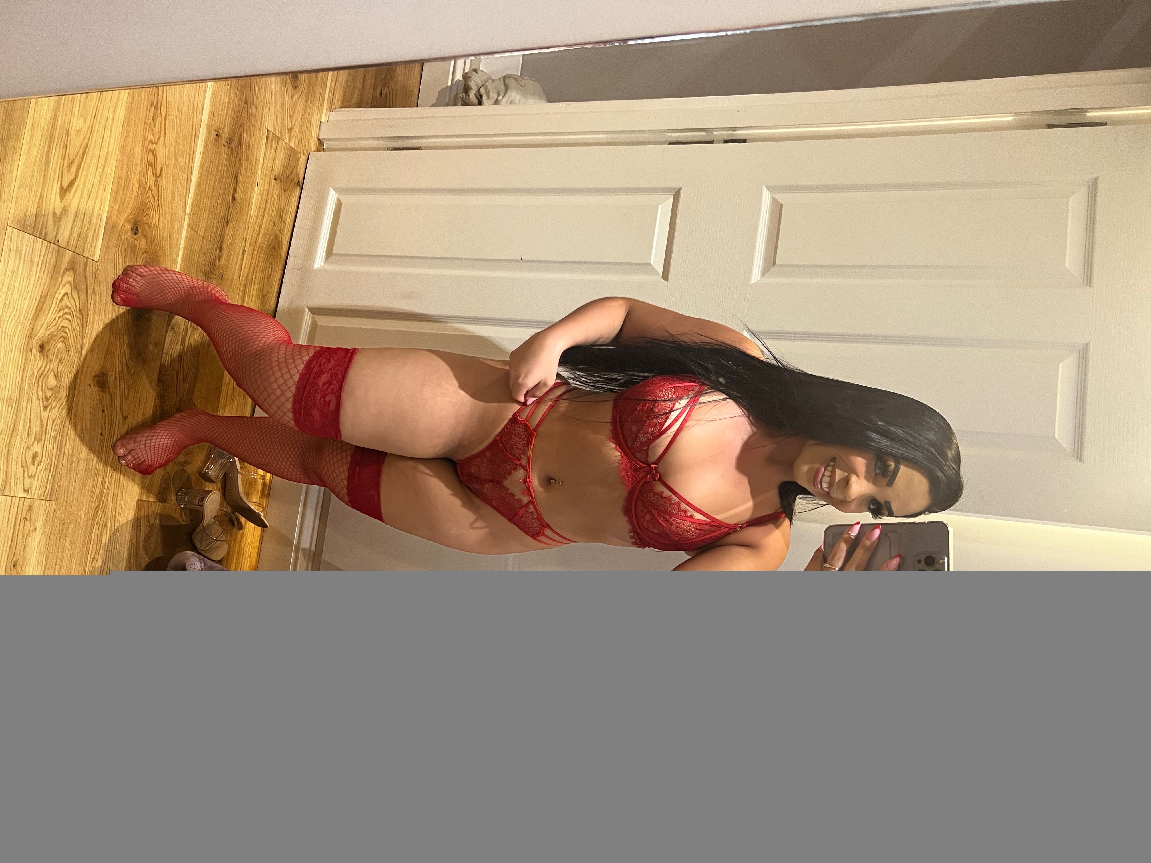 https://cdn.adultwork.com/gallery/G12/9093511.jpg