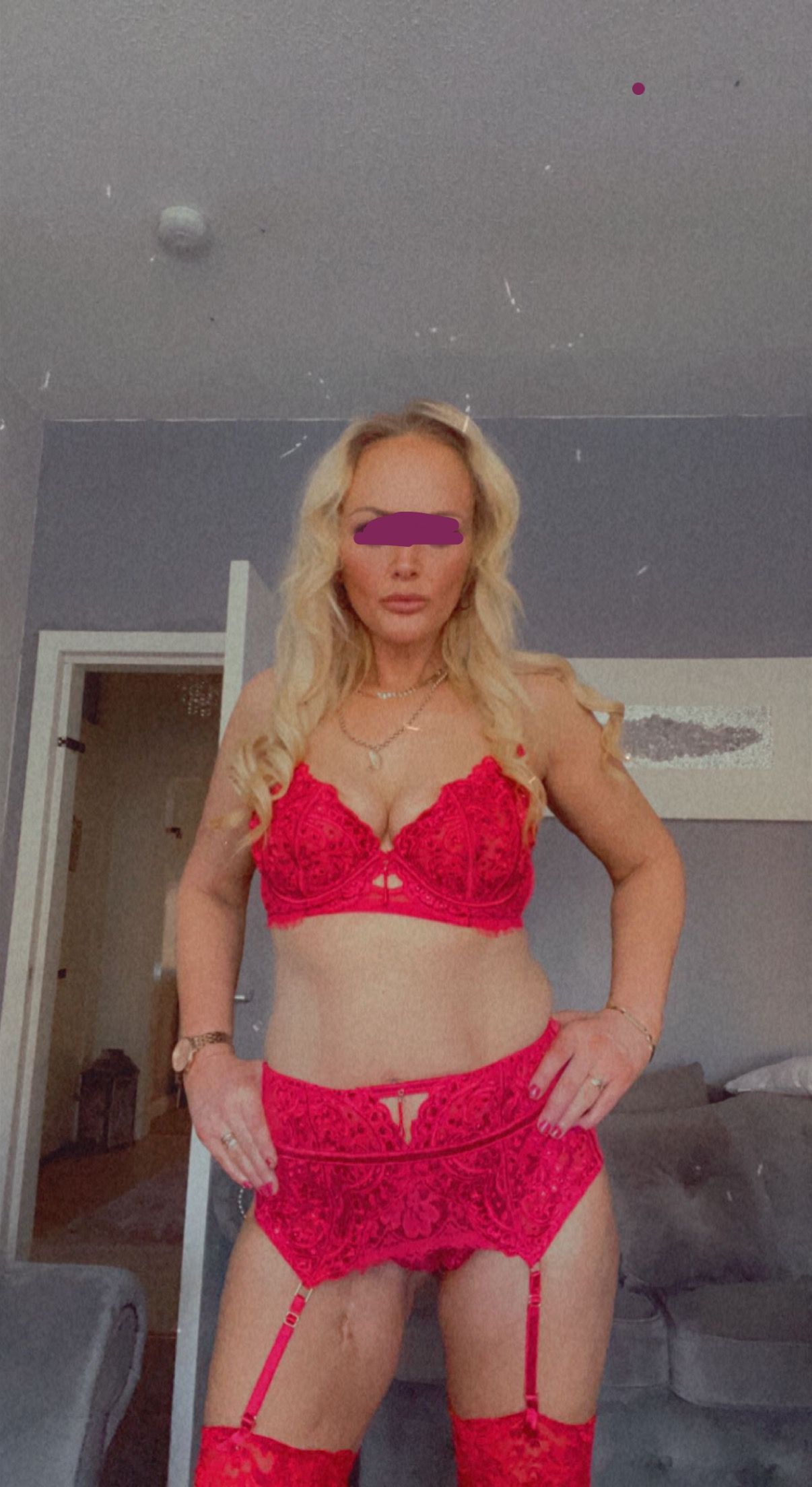 https://cdn.adultwork.com/gallery/G12/9097380.jpg