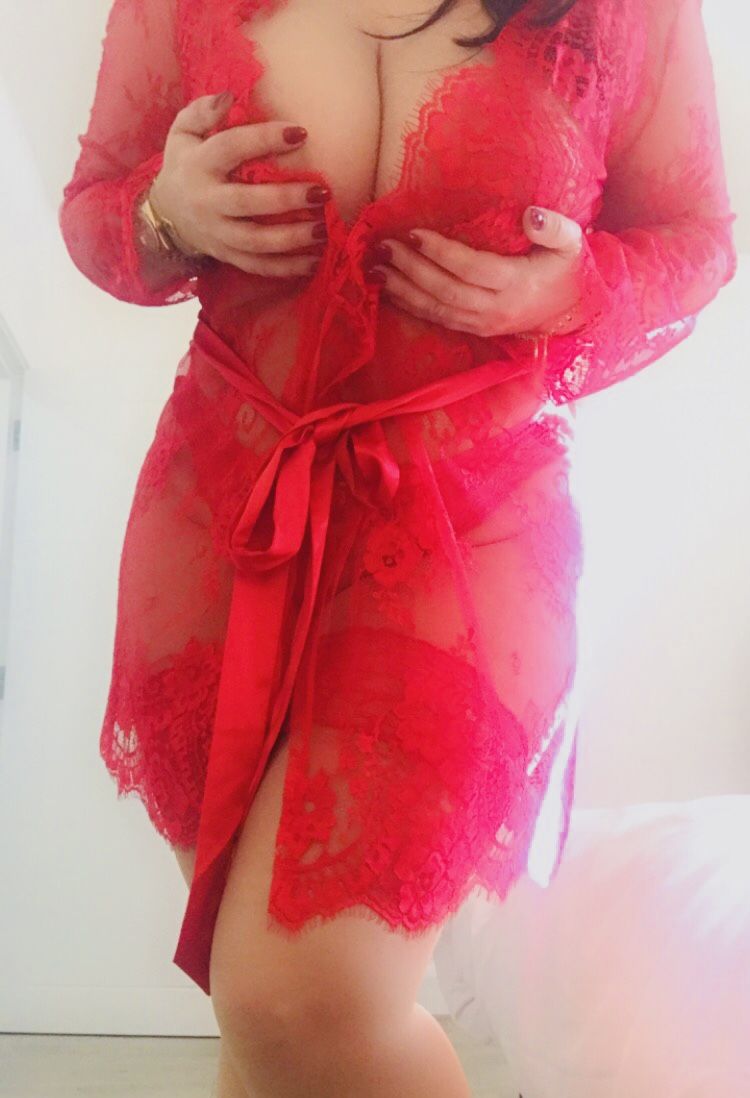 https://cdn.adultwork.com/gallery/G12/9097598.jpg