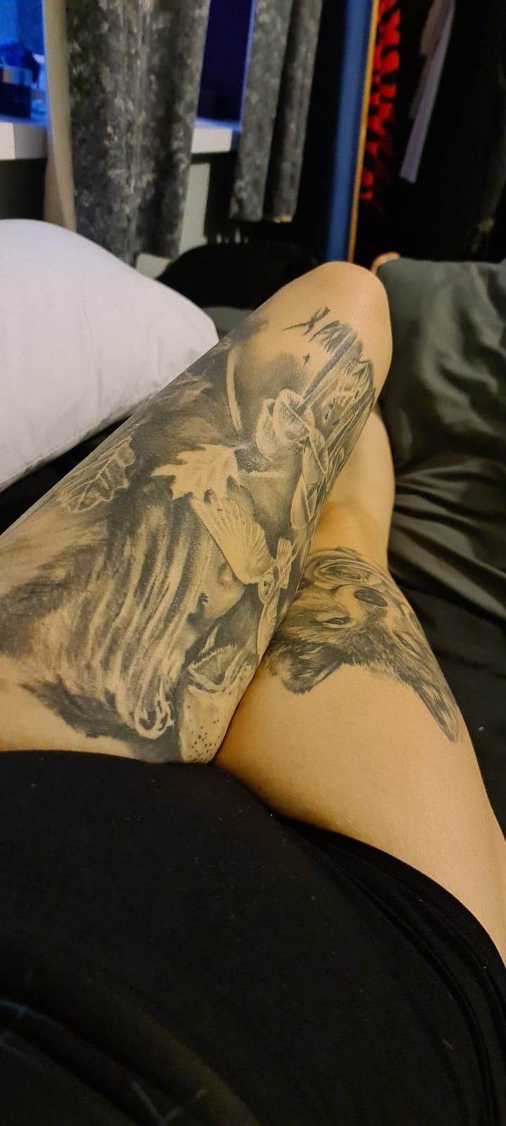 https://cdn.adultwork.com/gallery/G12/9097941.jpg