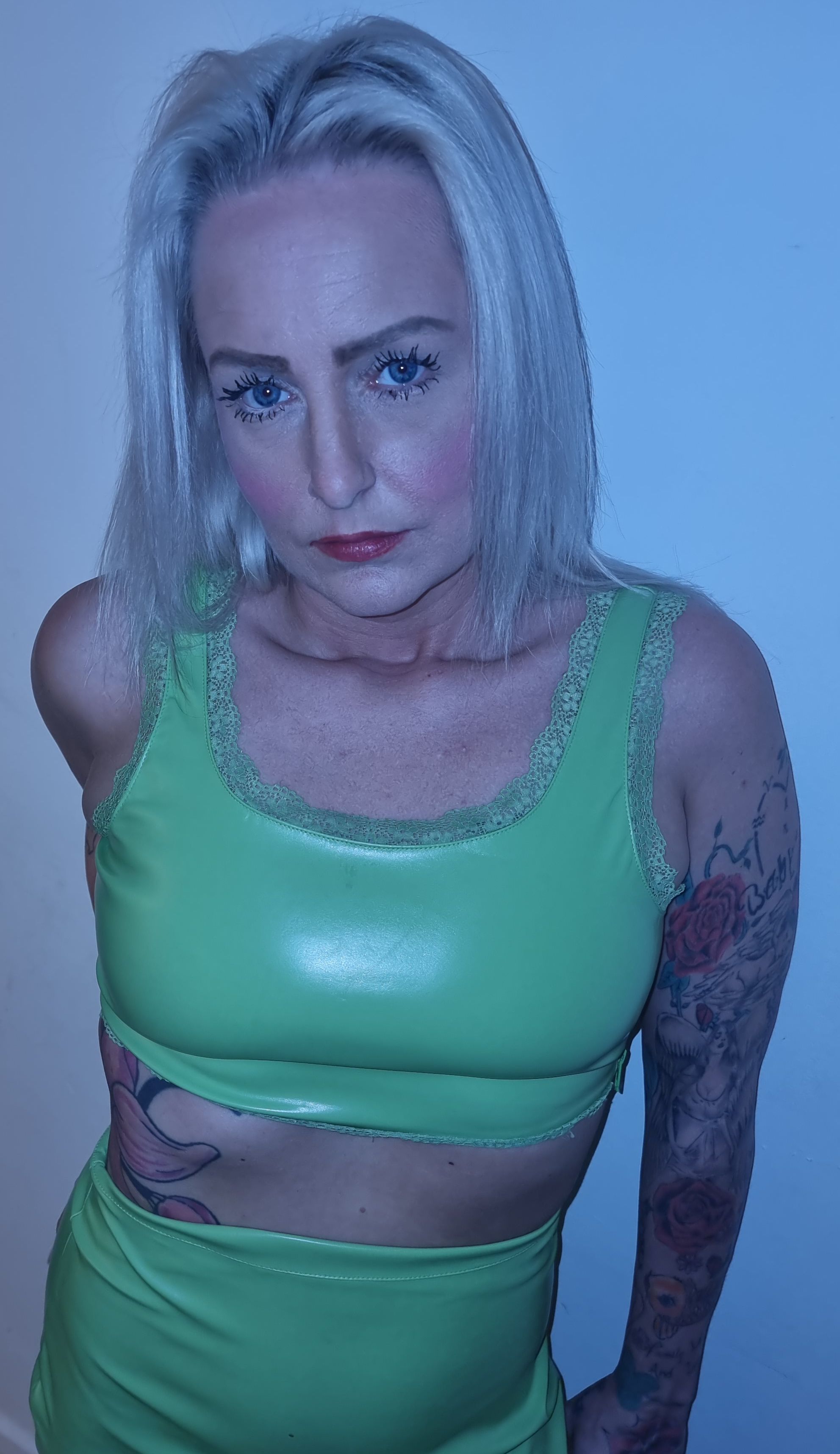 https://cdn.adultwork.com/gallery/G12/9099911.jpg