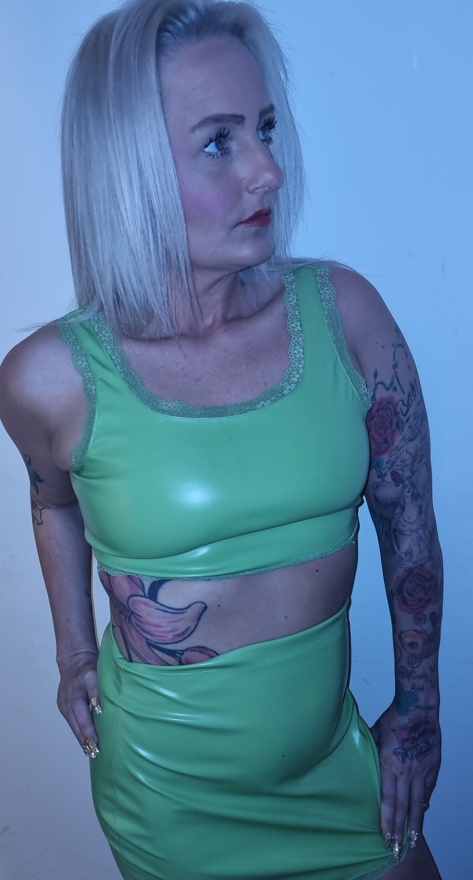 https://cdn.adultwork.com/gallery/G12/9099913.jpg