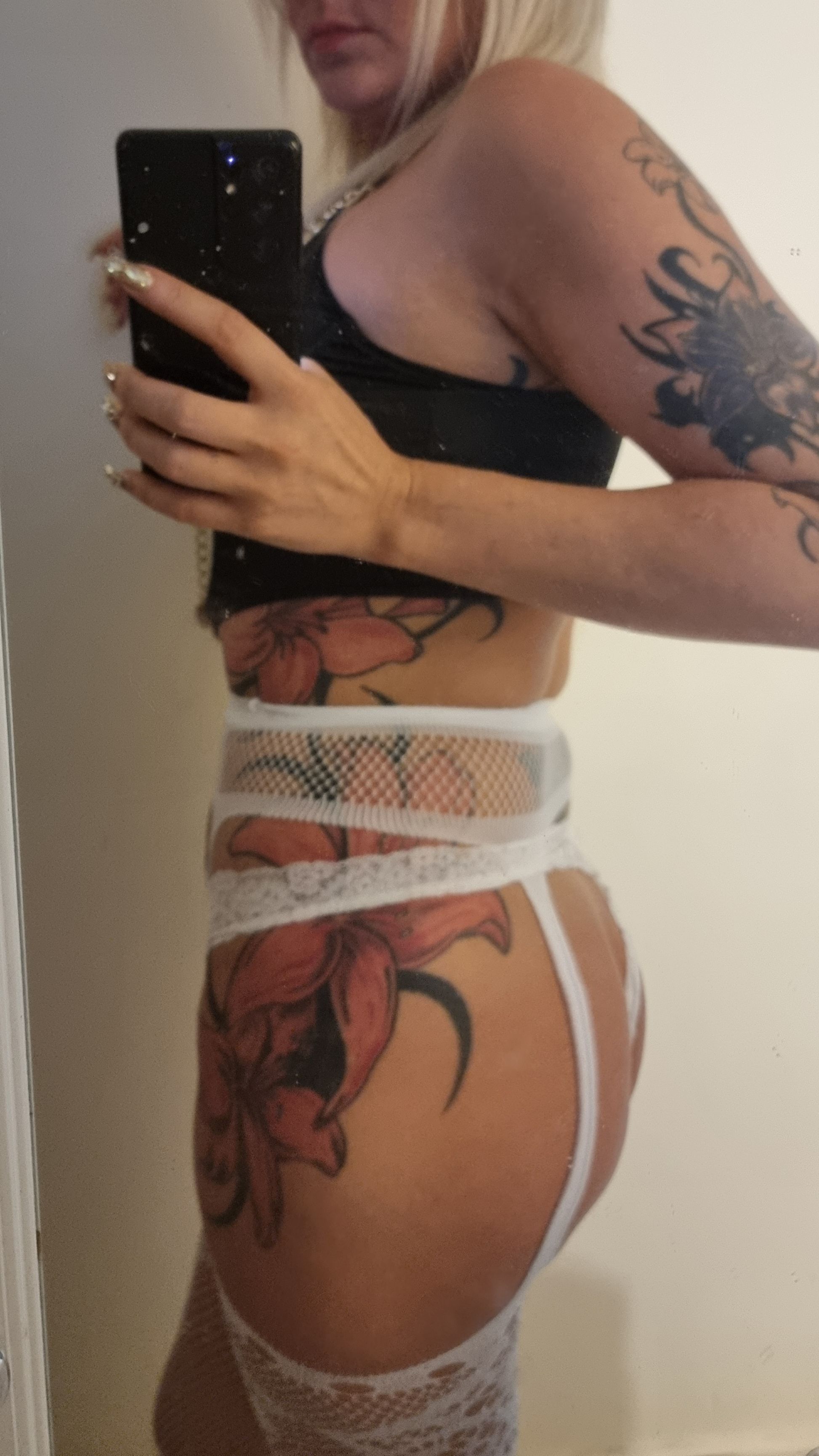 https://cdn.adultwork.com/gallery/G12/9099914.jpg