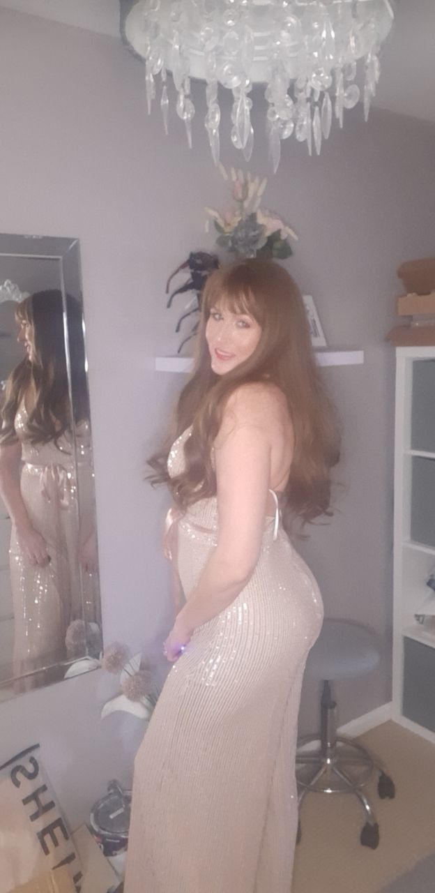 https://cdn.adultwork.com/gallery/G12/9100632.jpg