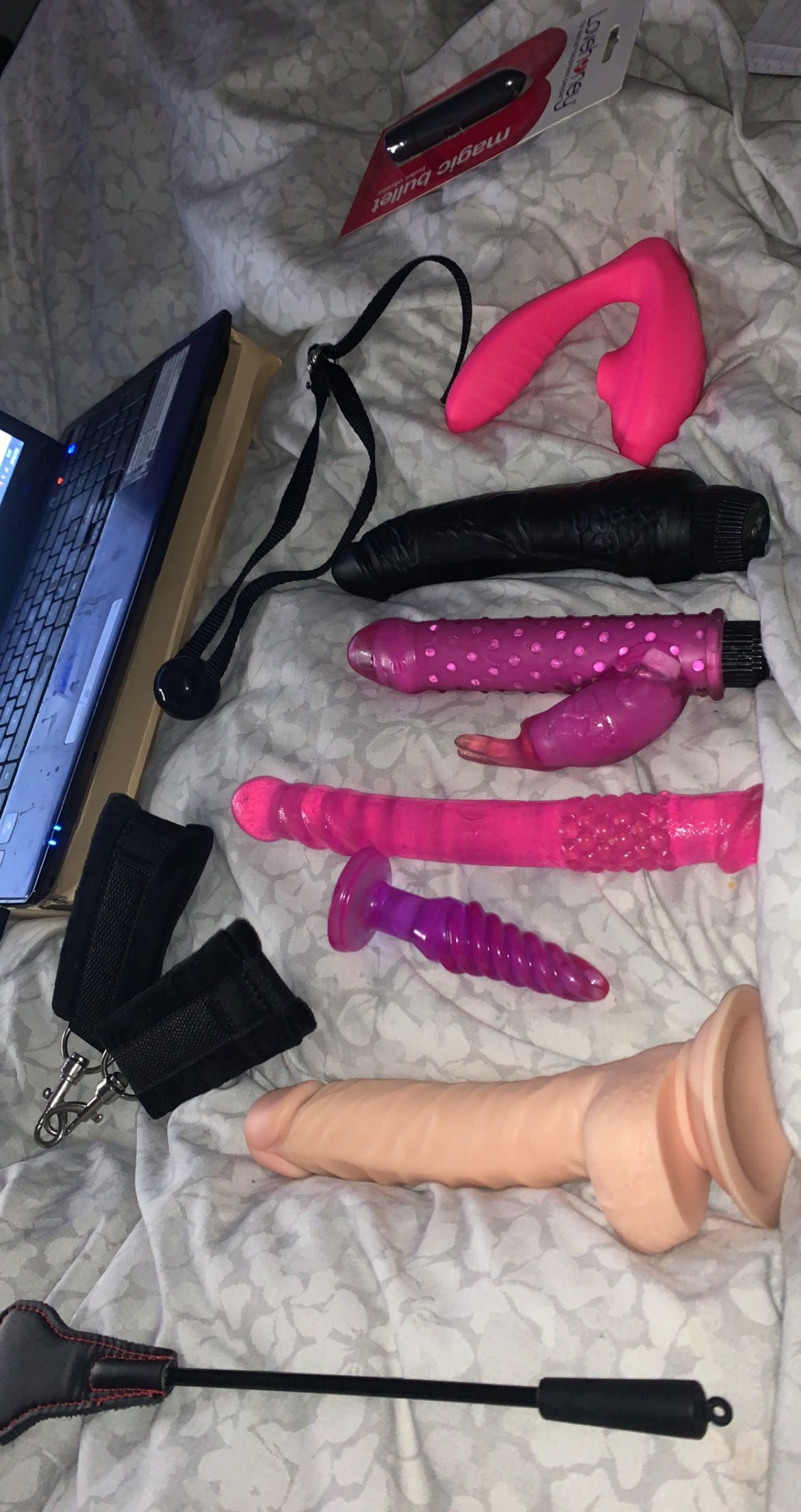 https://cdn.adultwork.com/gallery/G12/9101516.jpg