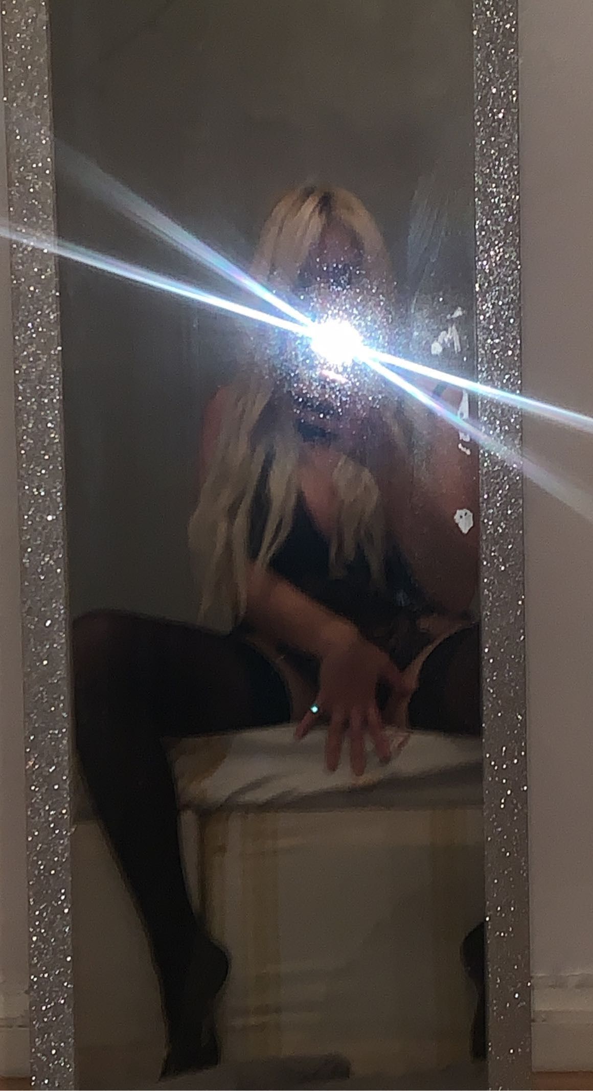 https://cdn.adultwork.com/gallery/G12/9101532.jpg