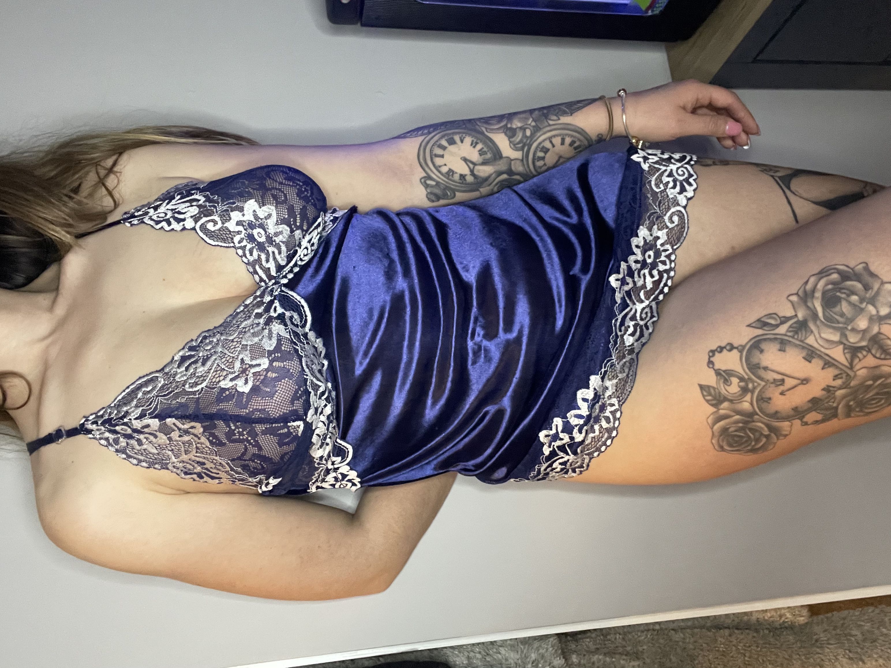 https://cdn.adultwork.com/gallery/G12/9103235.jpg