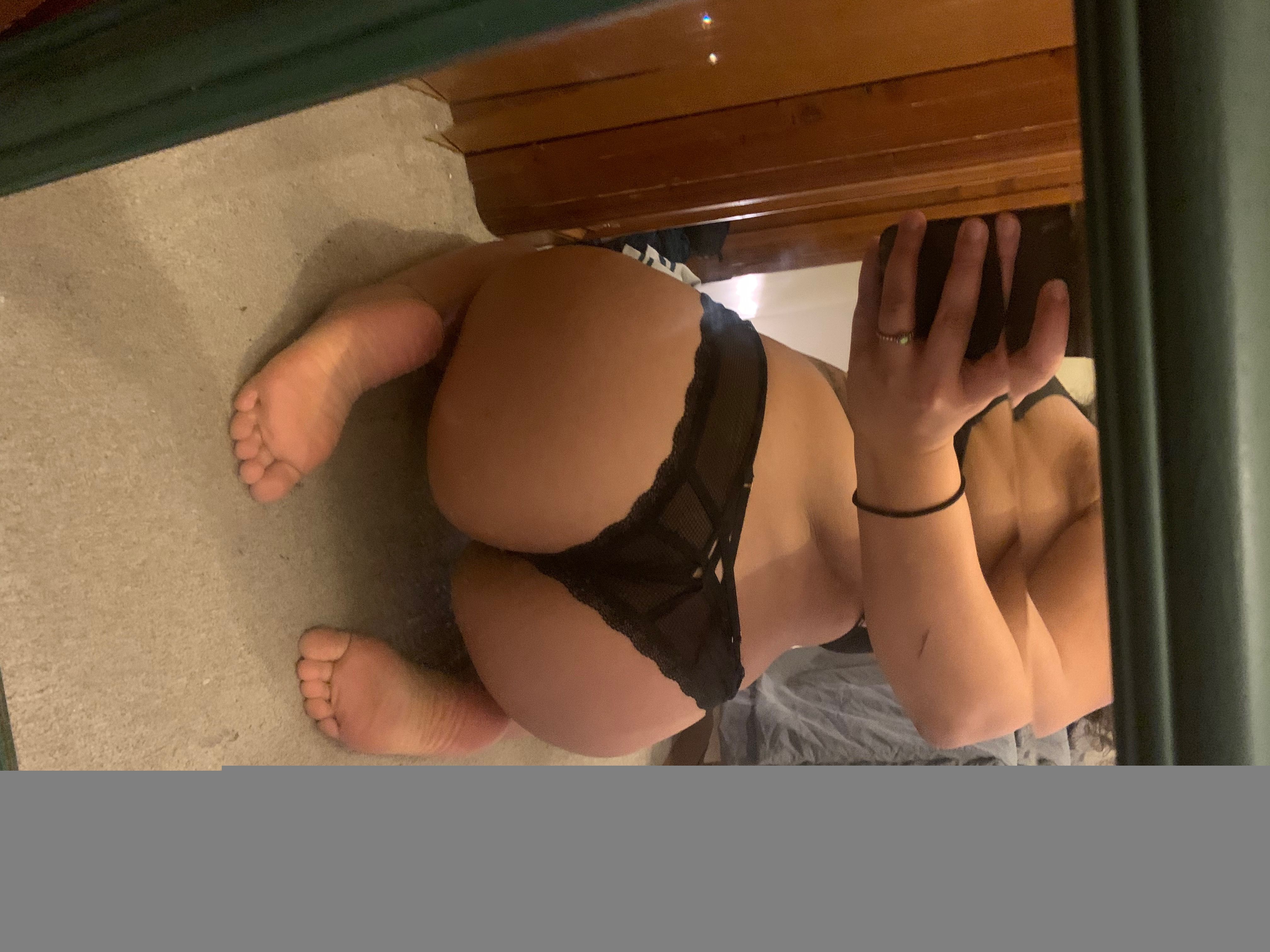 https://cdn.adultwork.com/gallery/G12/9103995.jpg