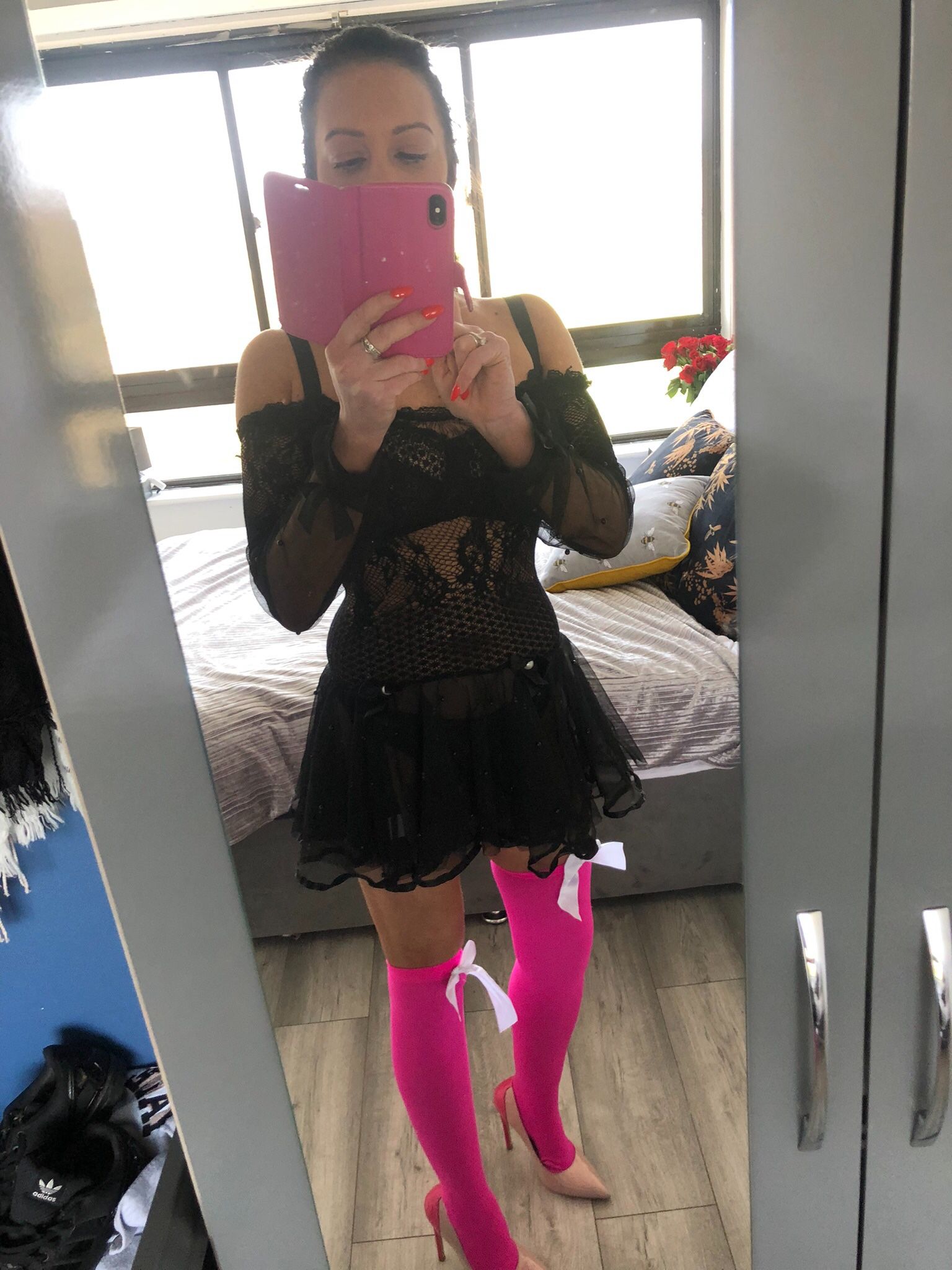 https://cdn.adultwork.com/gallery/G12/9110570.jpg