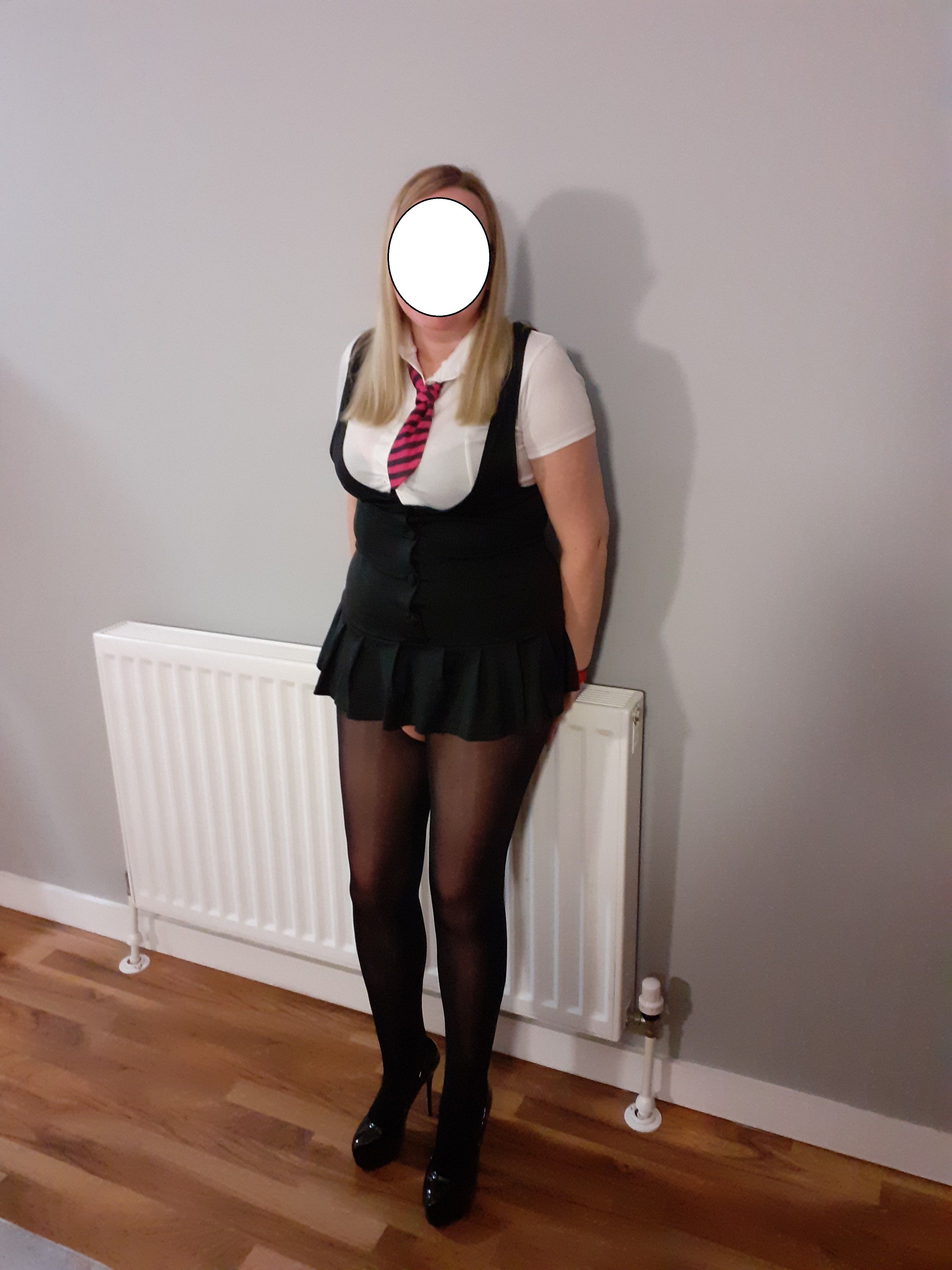 https://cdn.adultwork.com/gallery/G12/9110923.jpg