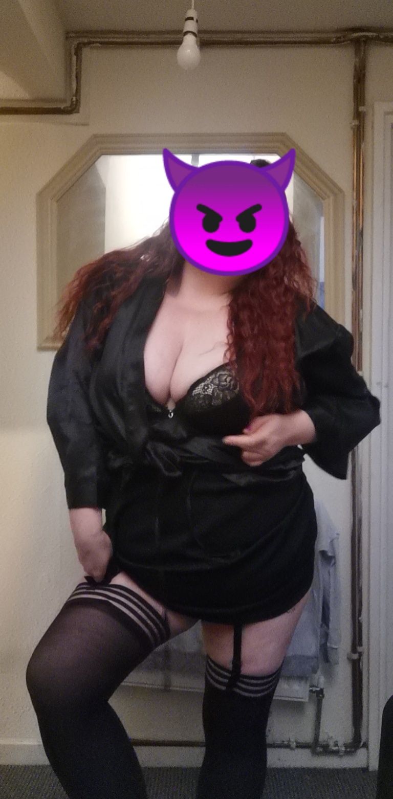 https://cdn.adultwork.com/gallery/G12/9116077.jpg