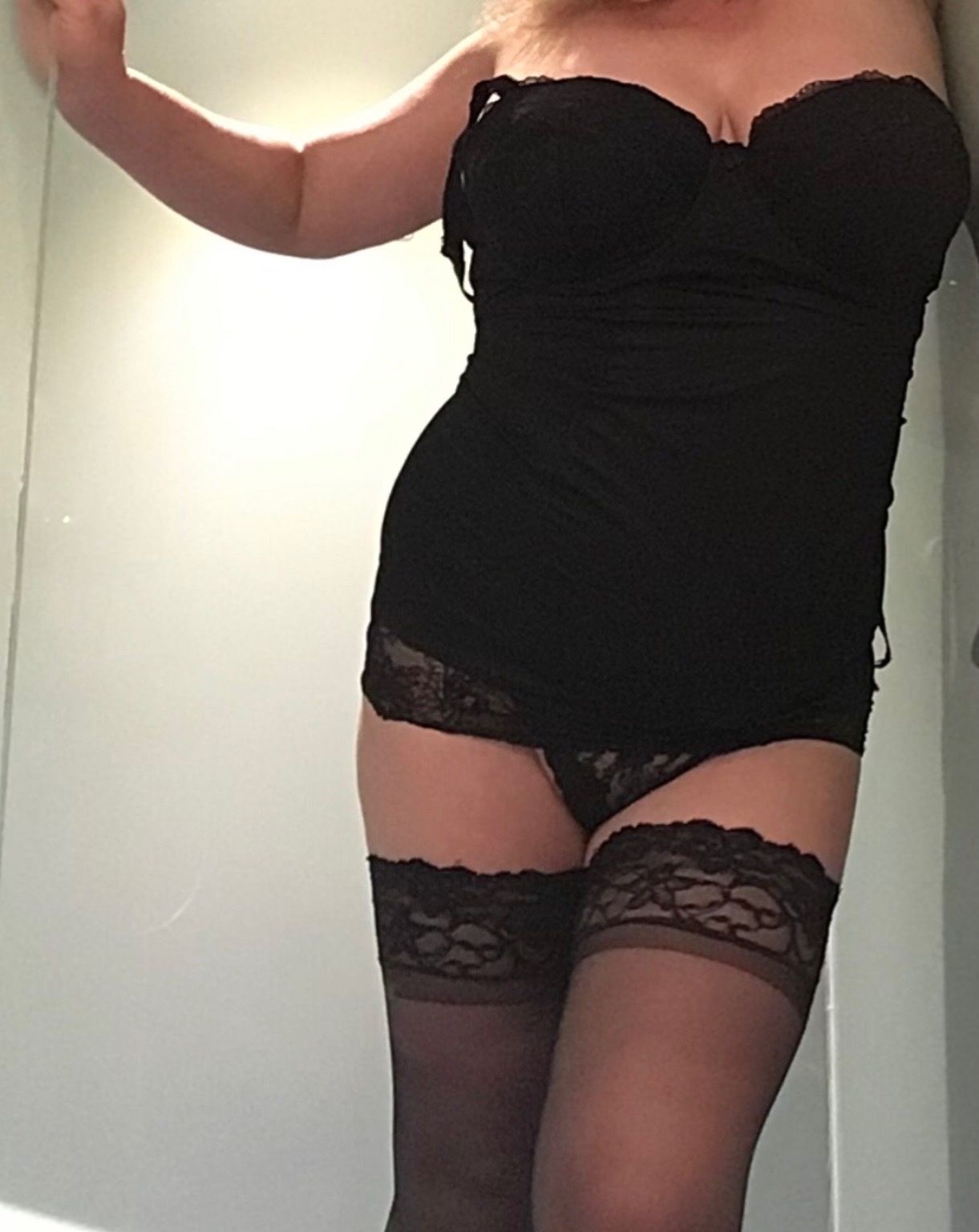 https://cdn.adultwork.com/gallery/G12/9116113.jpg