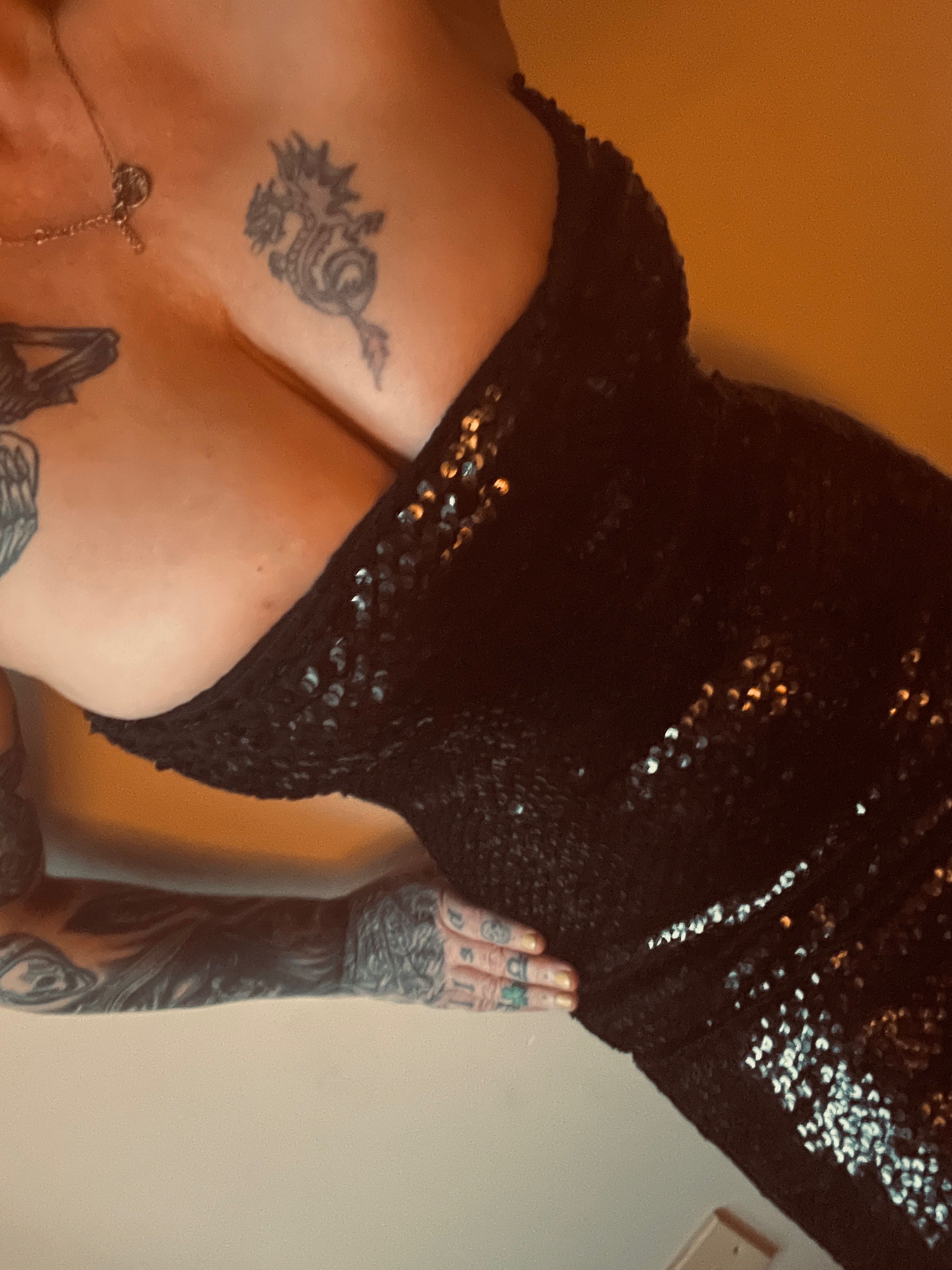 https://cdn.adultwork.com/gallery/G12/9118688.jpg