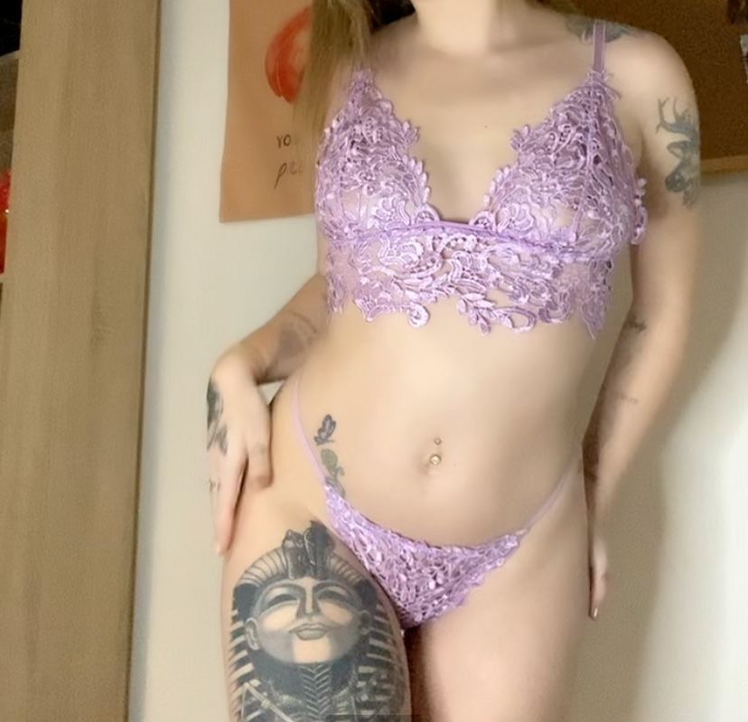 https://cdn.adultwork.com/gallery/G12/9118940.jpg