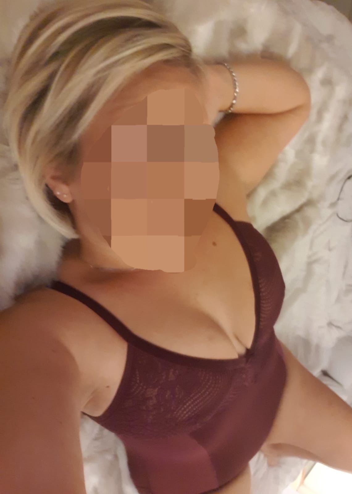 https://cdn.adultwork.com/gallery/G12/9119958.jpg