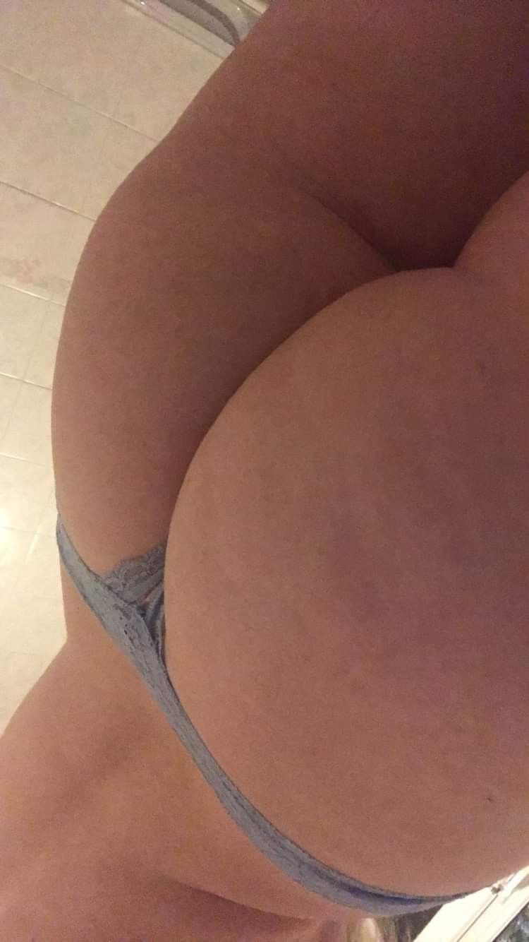 https://cdn.adultwork.com/gallery/G12/9122317.jpg