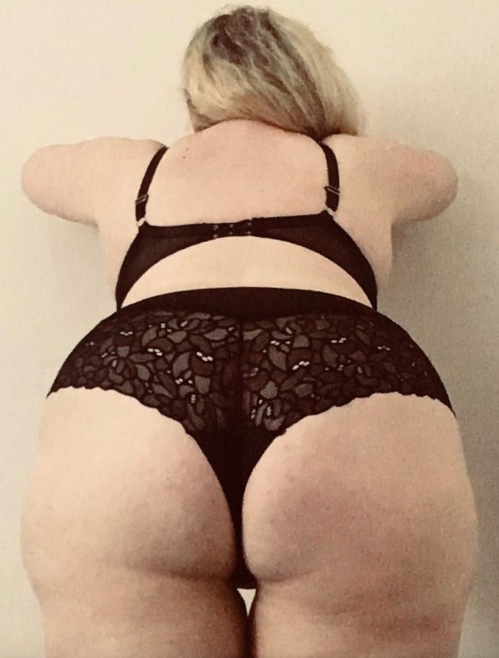 https://cdn.adultwork.com/gallery/G12/9122826.jpg