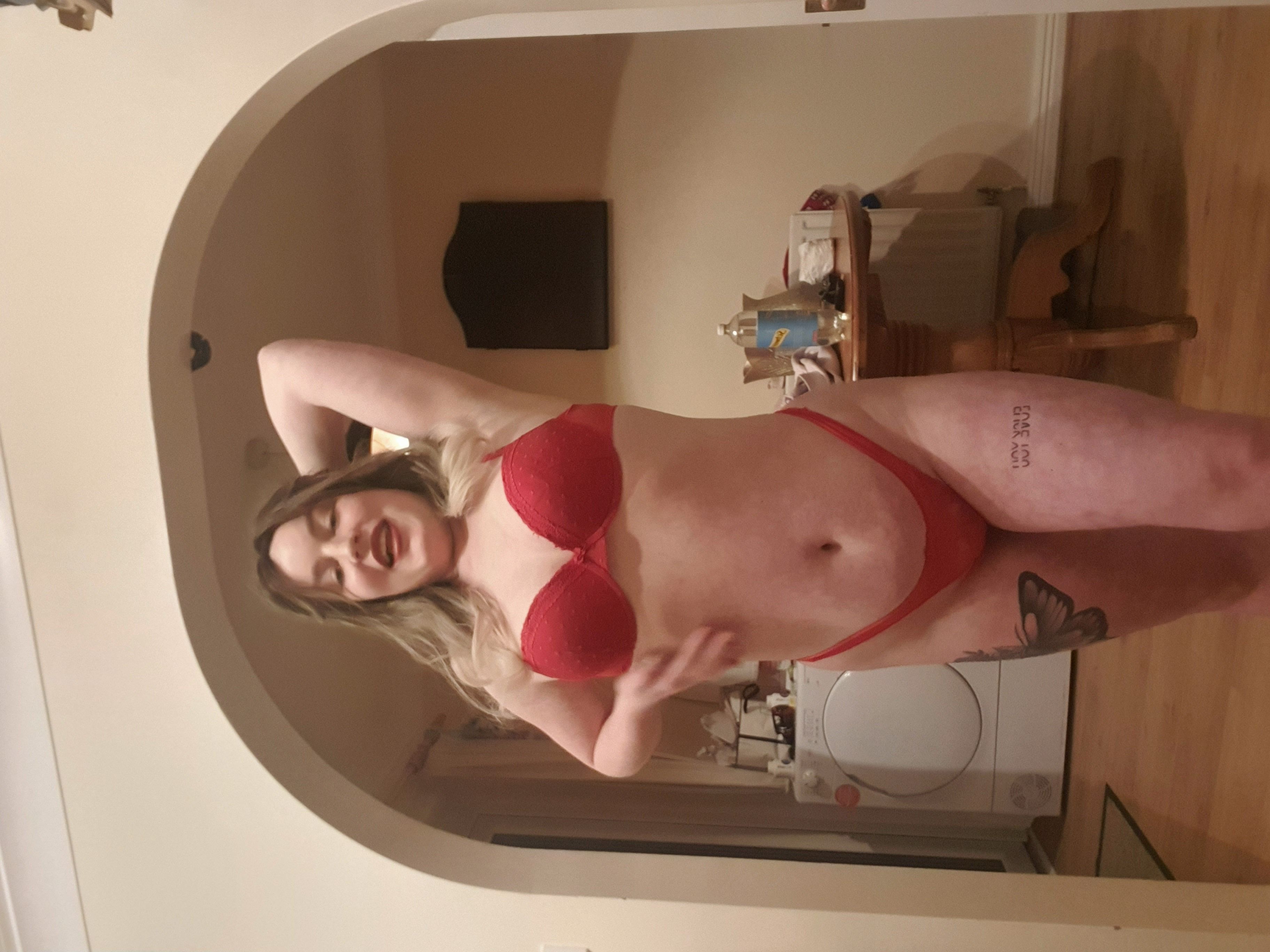 https://cdn.adultwork.com/gallery/G12/9127633.jpg