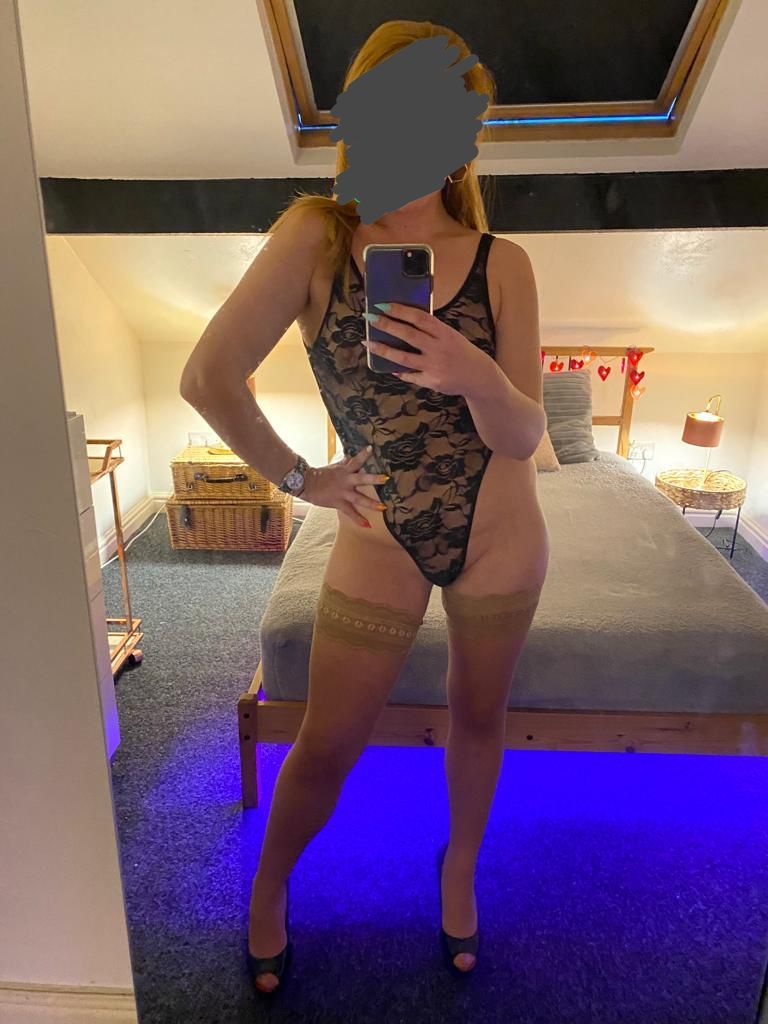 https://cdn.adultwork.com/gallery/G12/9129347.jpg