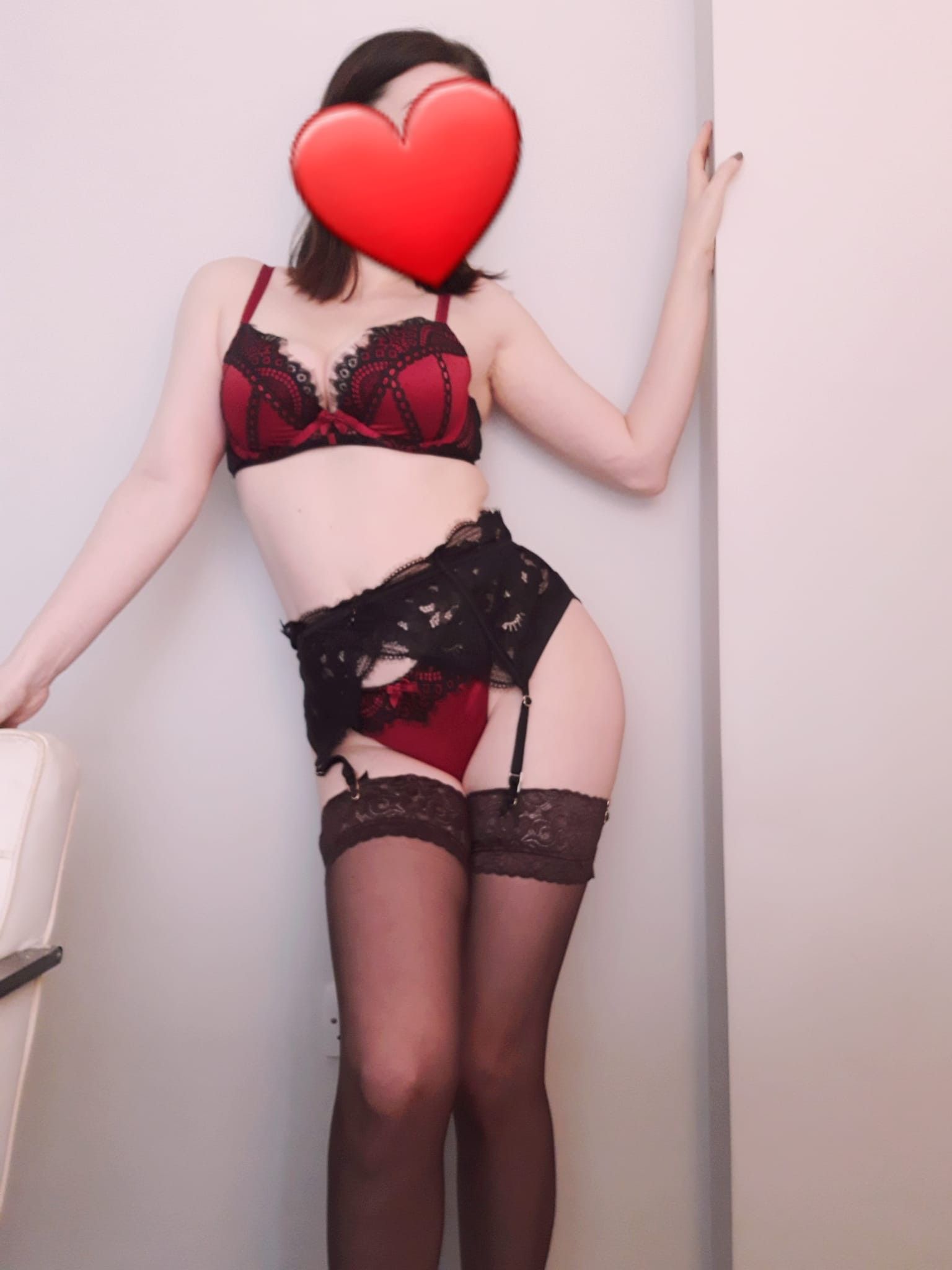 https://cdn.adultwork.com/gallery/G12/9129658.jpg