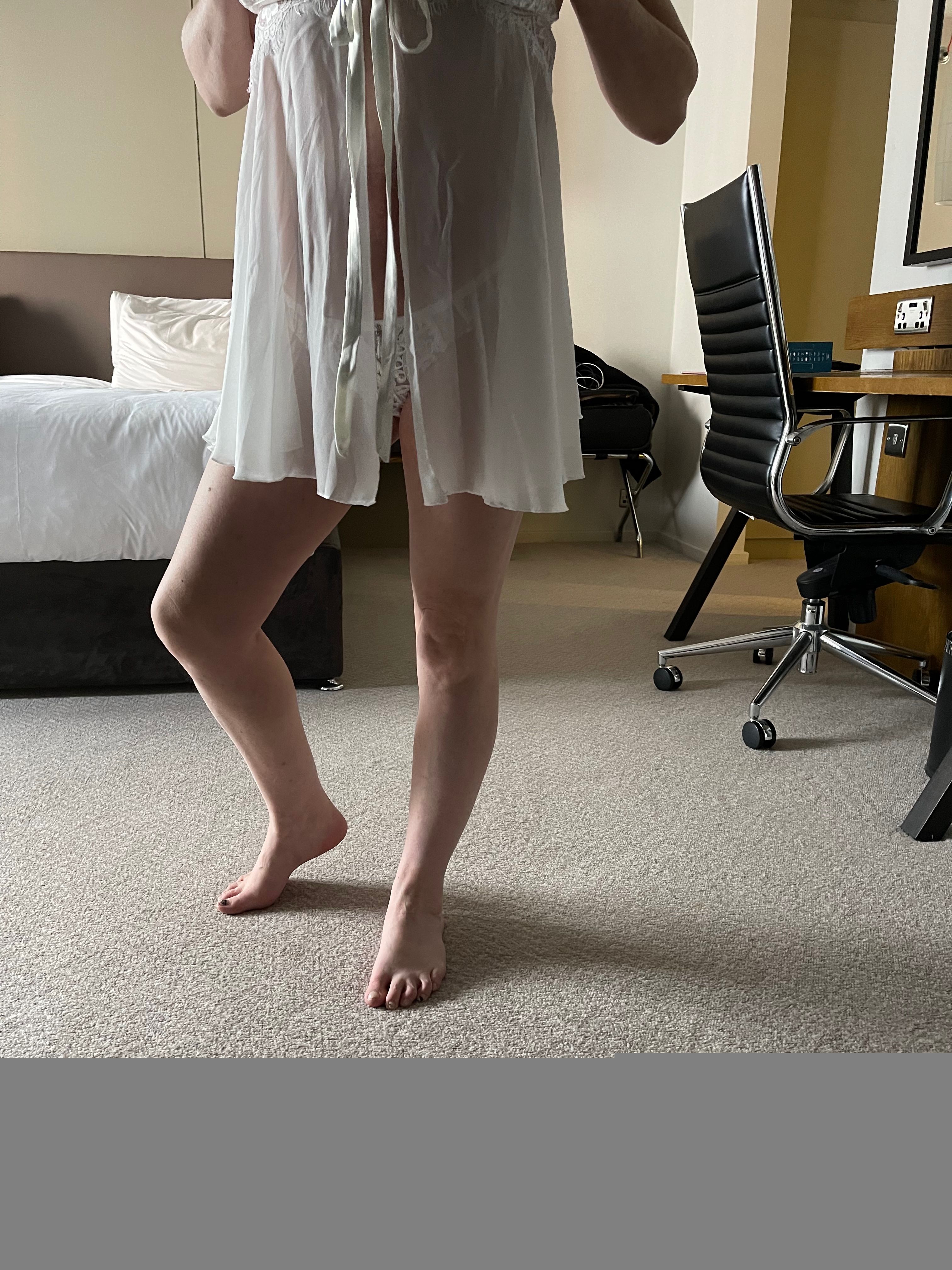 https://cdn.adultwork.com/gallery/G12/9130058.jpg