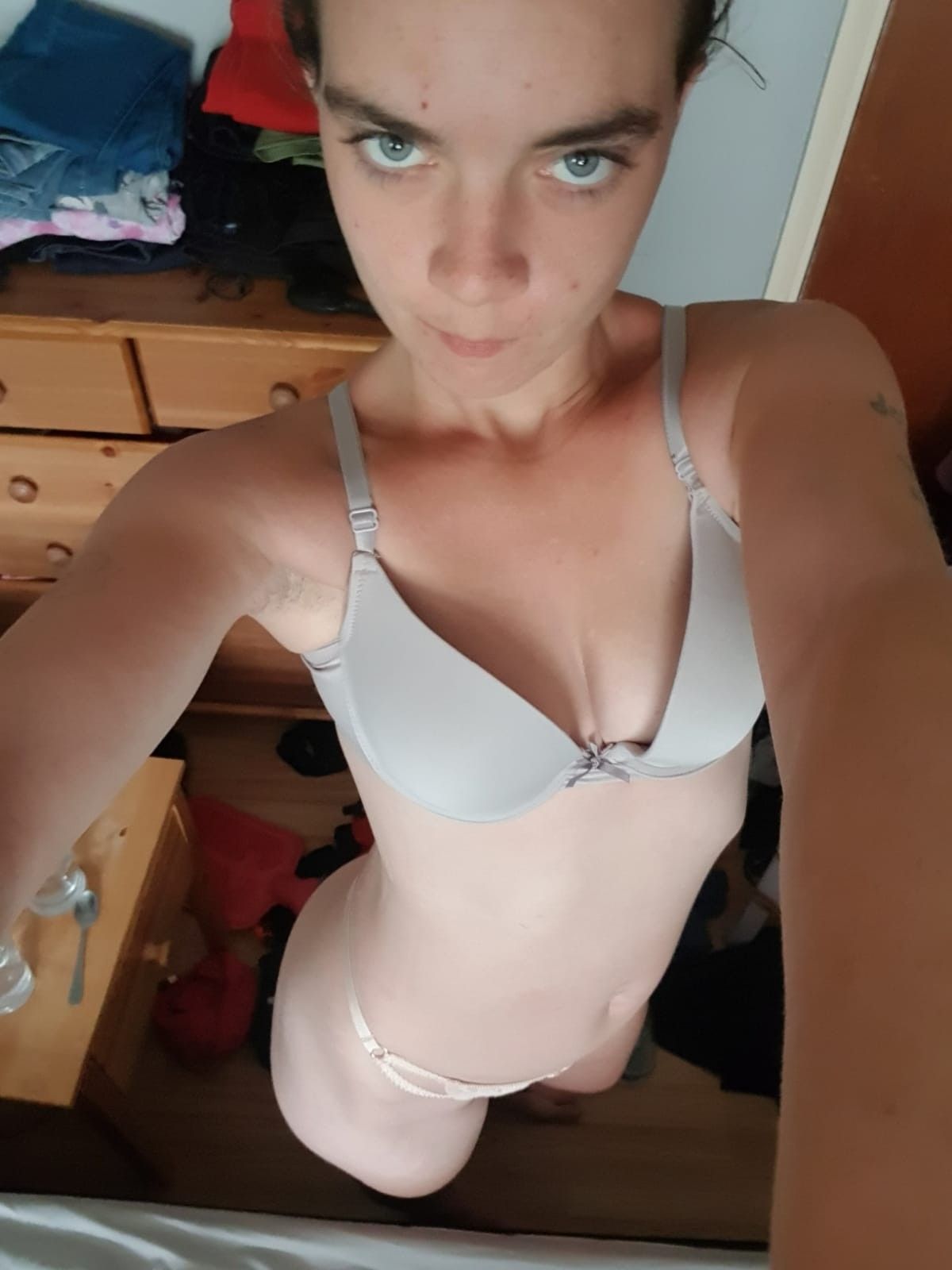 https://cdn.adultwork.com/gallery/G13/9156455.jpg