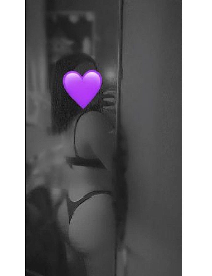 https://cdn.adultwork.com/gallery/G13/9160781.jpg