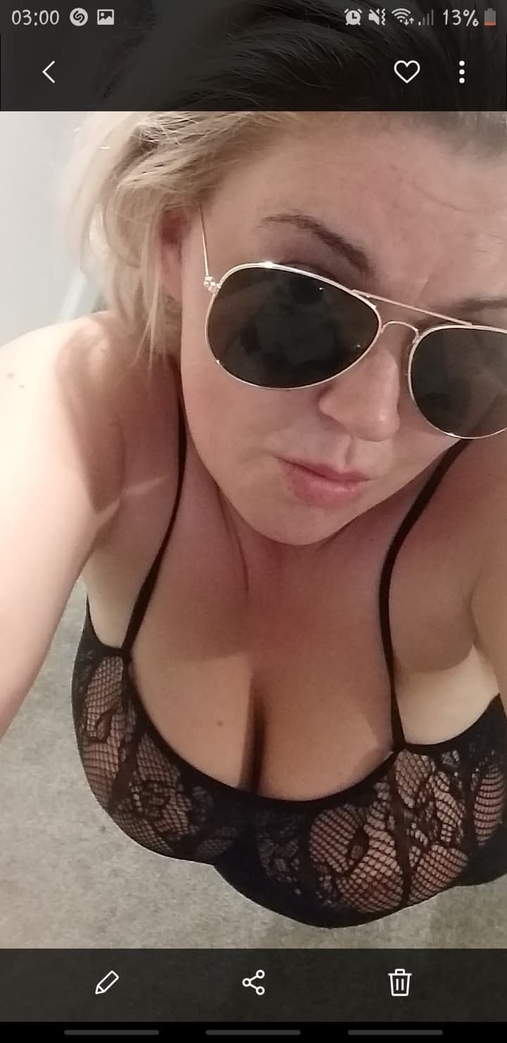 https://cdn.adultwork.com/gallery/G13/9170675.jpg