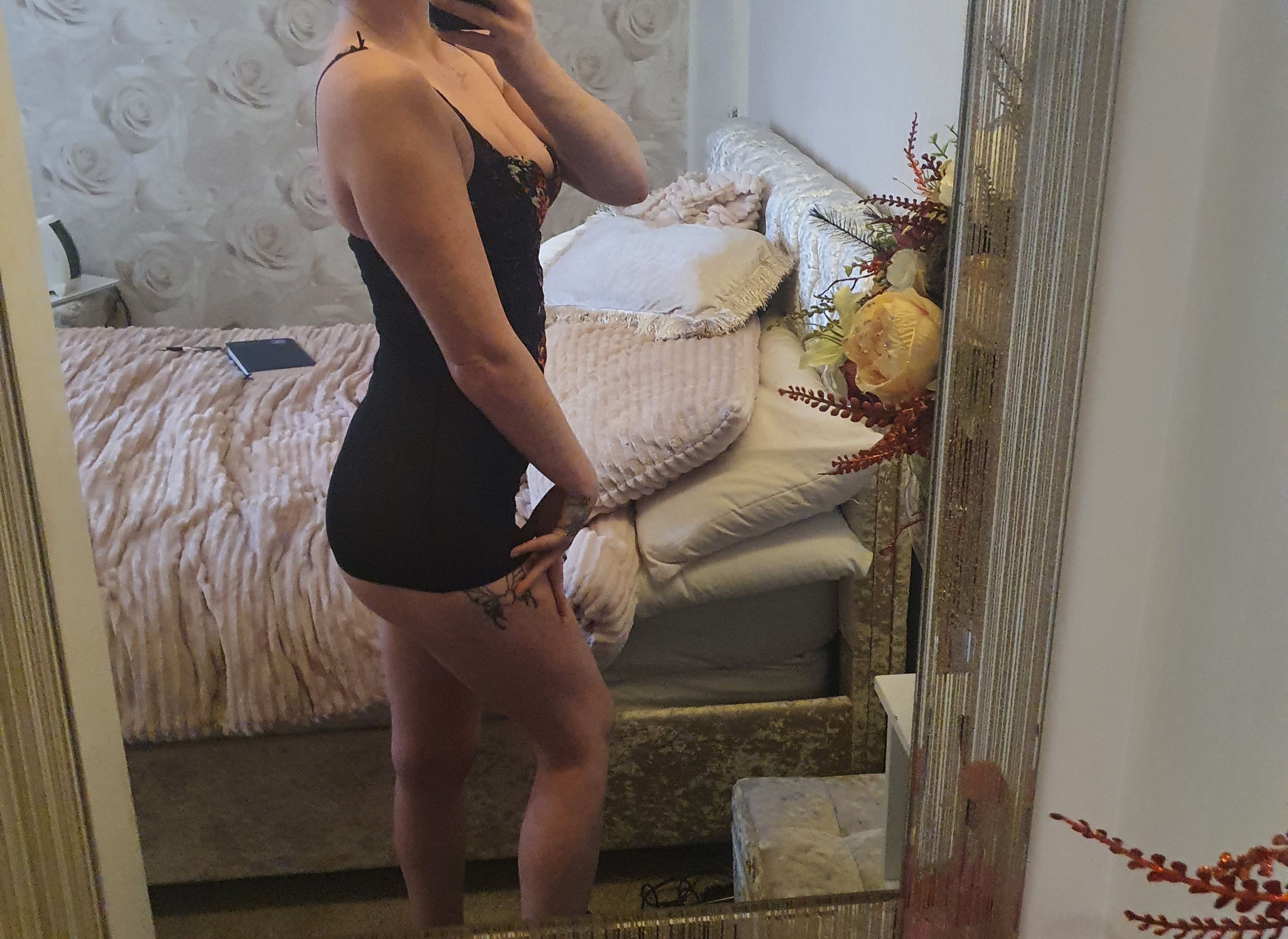 https://cdn.adultwork.com/gallery/G13/9189371.jpg