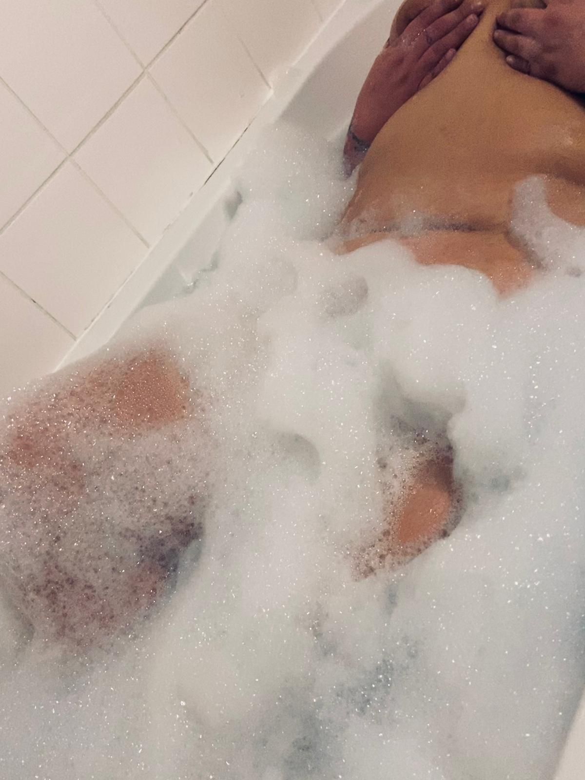 https://cdn.adultwork.com/gallery/G13/9189712.jpg