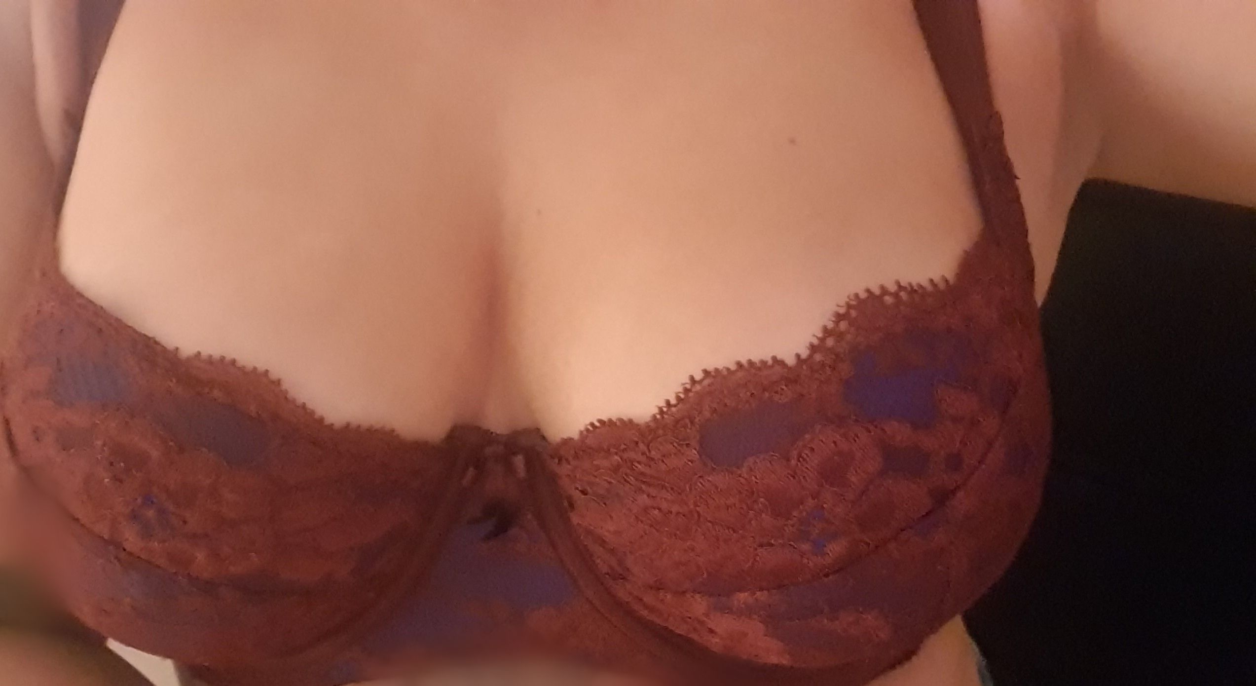 https://cdn.adultwork.com/gallery/G13/9189815.jpg