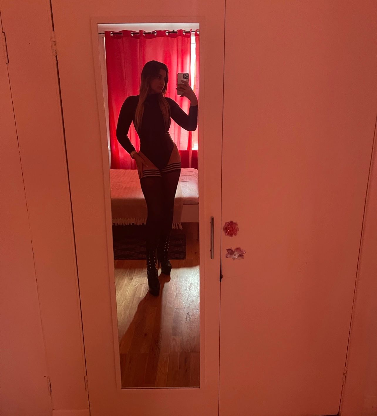 https://cdn.adultwork.com/gallery/G13/9189980.jpg