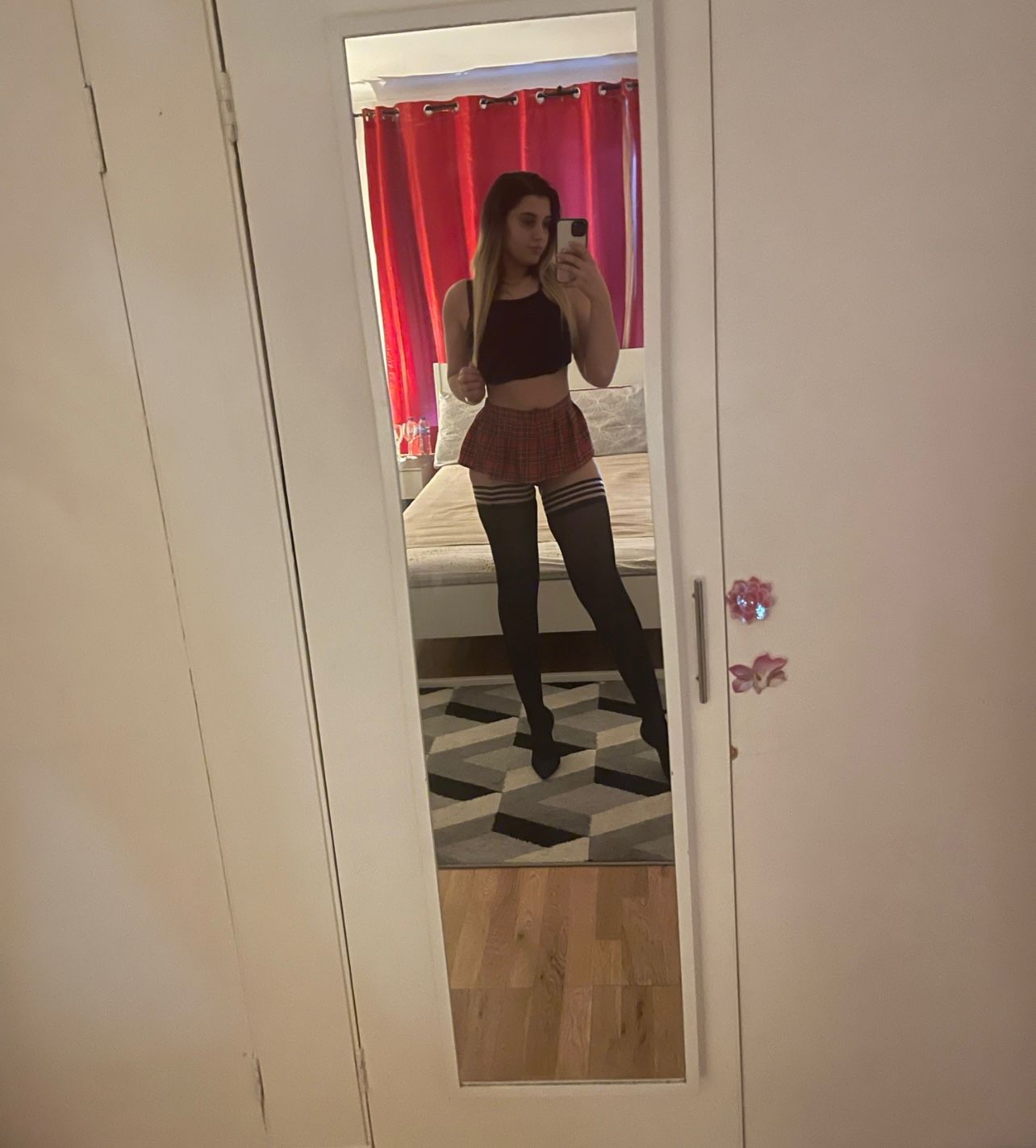 https://cdn.adultwork.com/gallery/G13/9189983.jpg