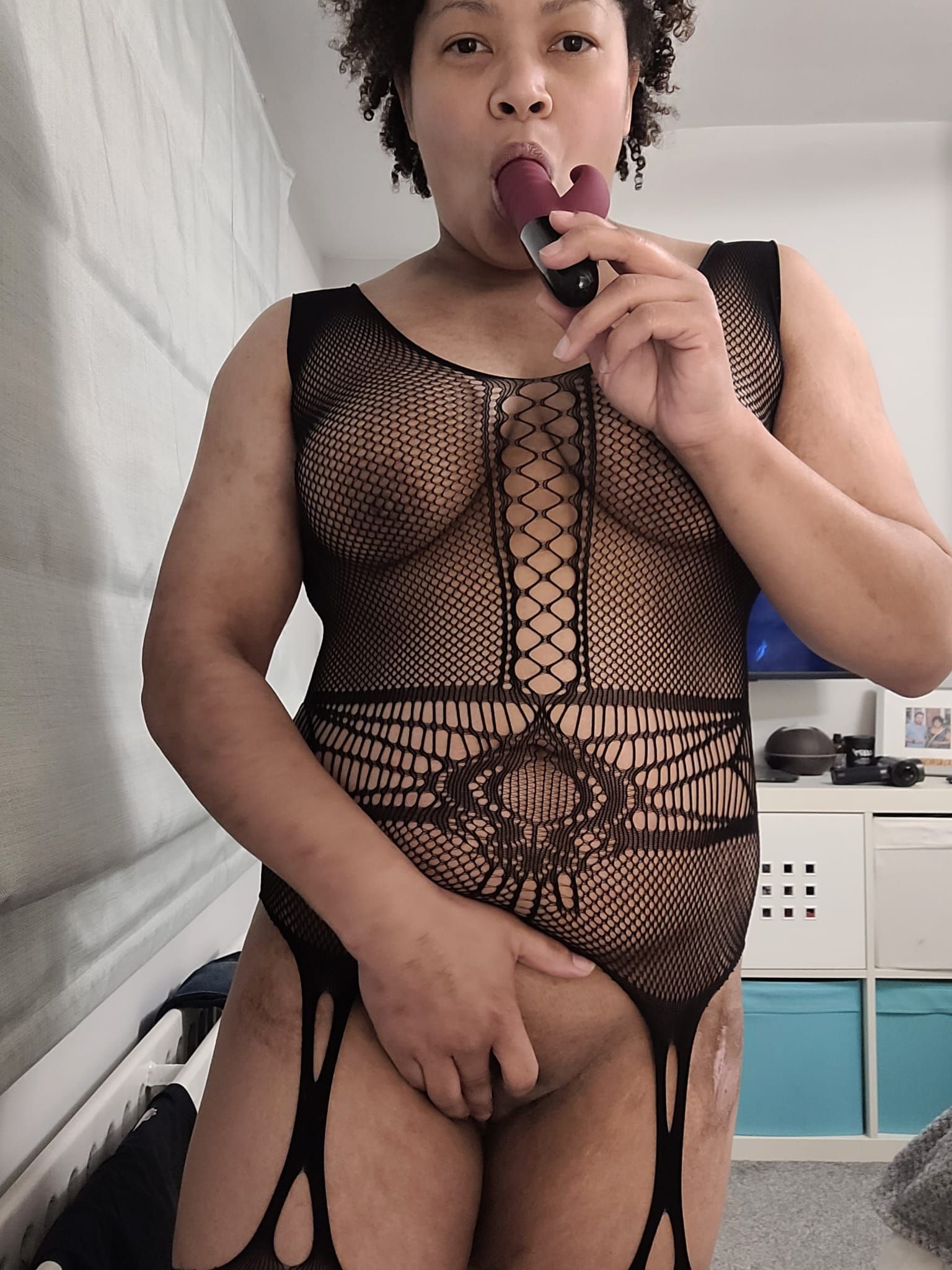 https://cdn.adultwork.com/gallery/G13/9193580.jpg