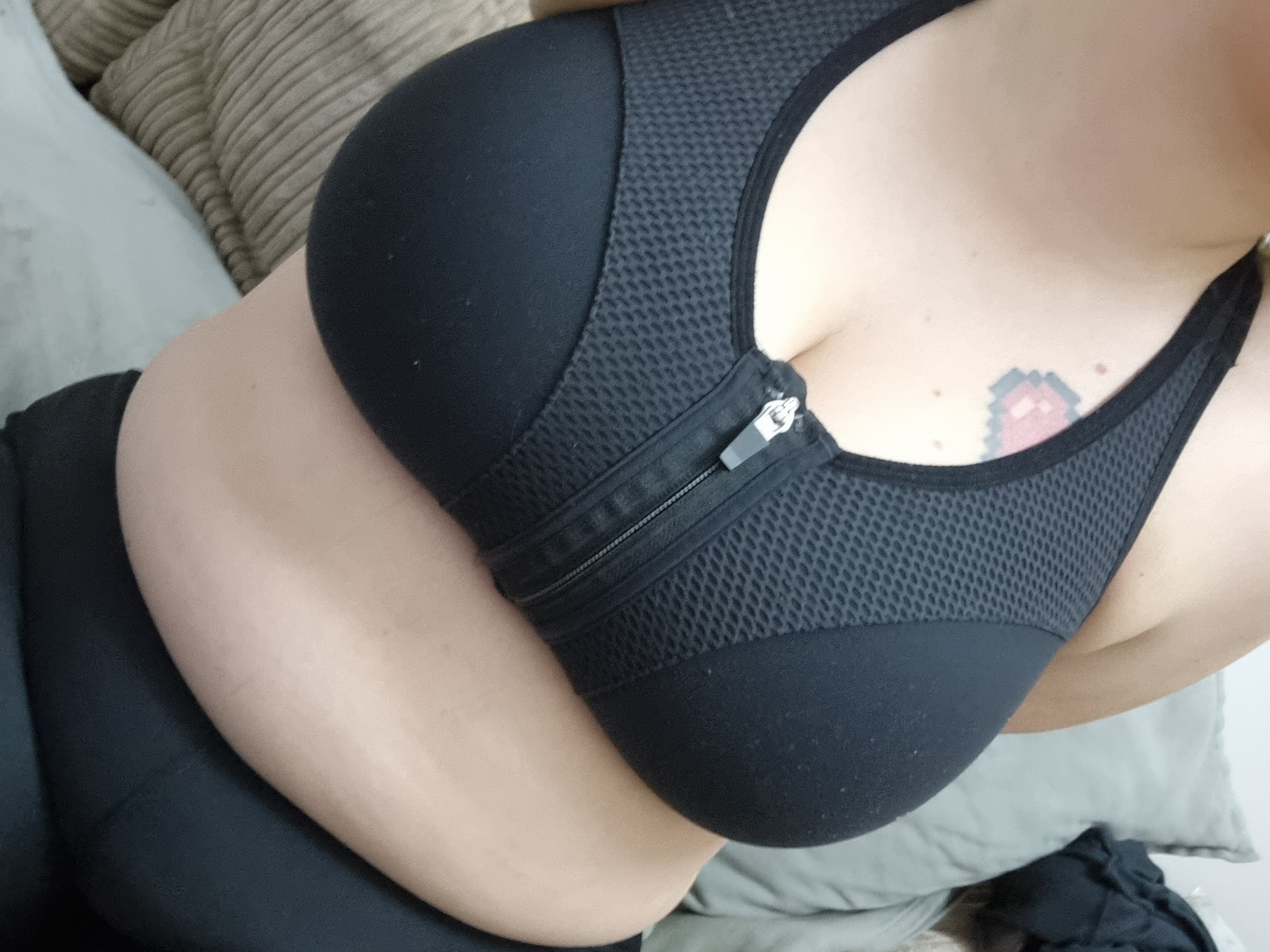 https://cdn.adultwork.com/gallery/G13/9205710.jpg