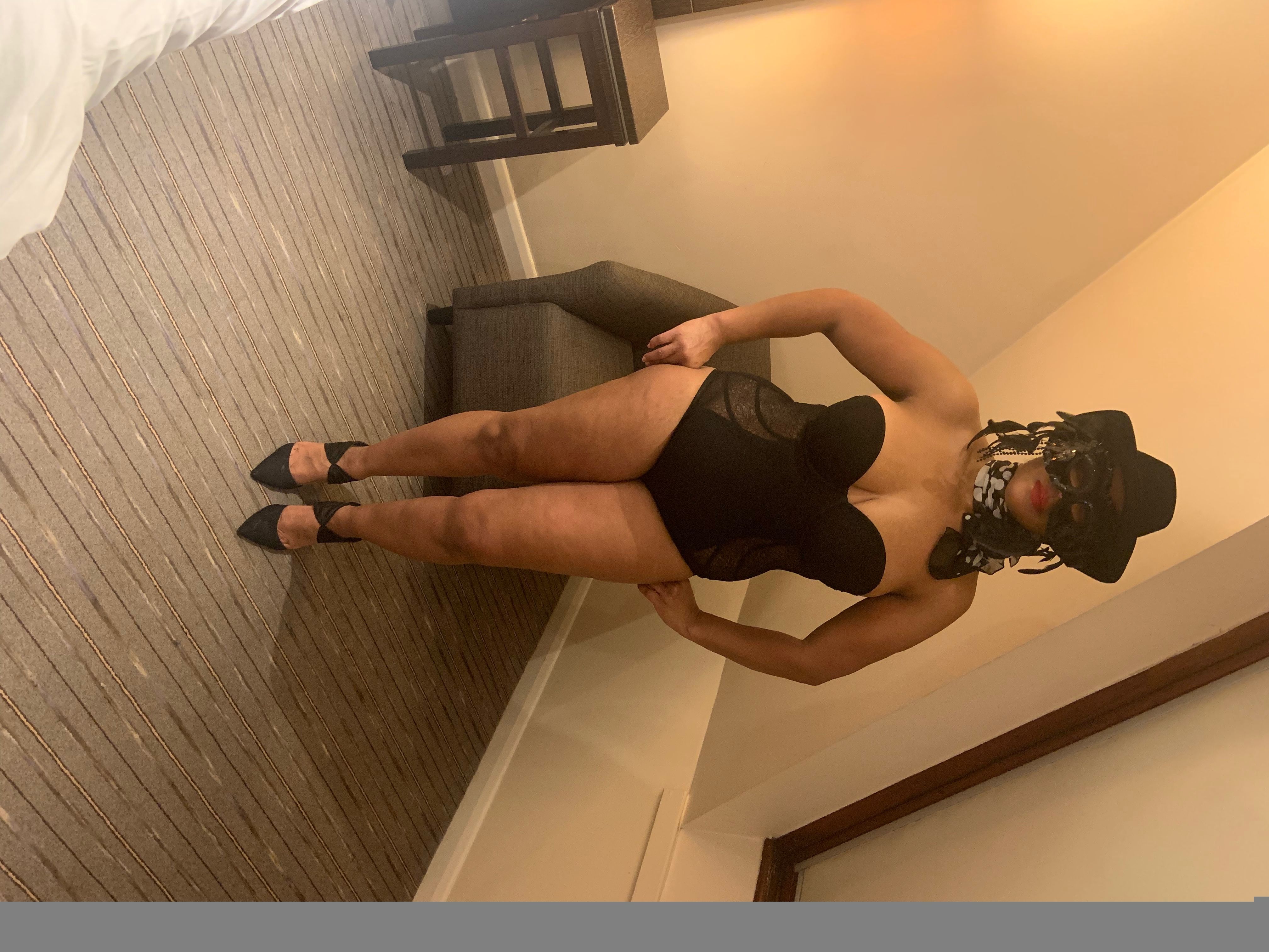 https://cdn.adultwork.com/gallery/G13/9205836.jpg