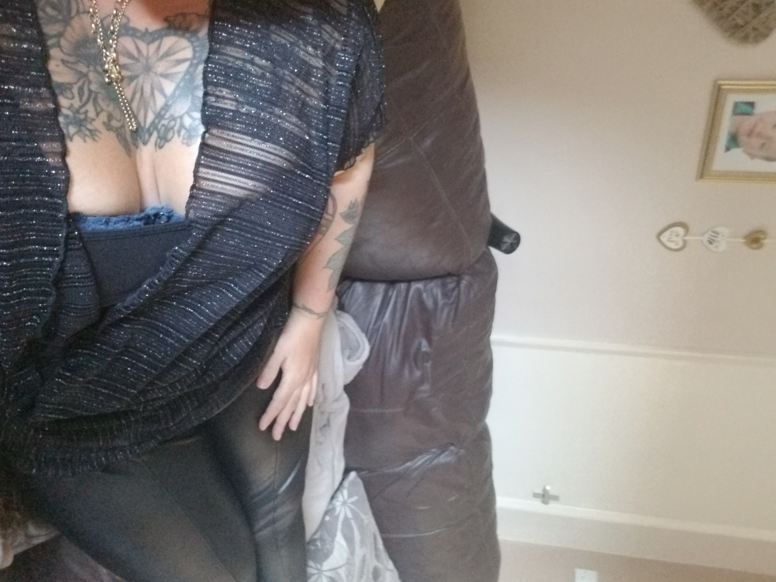 https://cdn.adultwork.com/gallery/G13/9256711.jpg