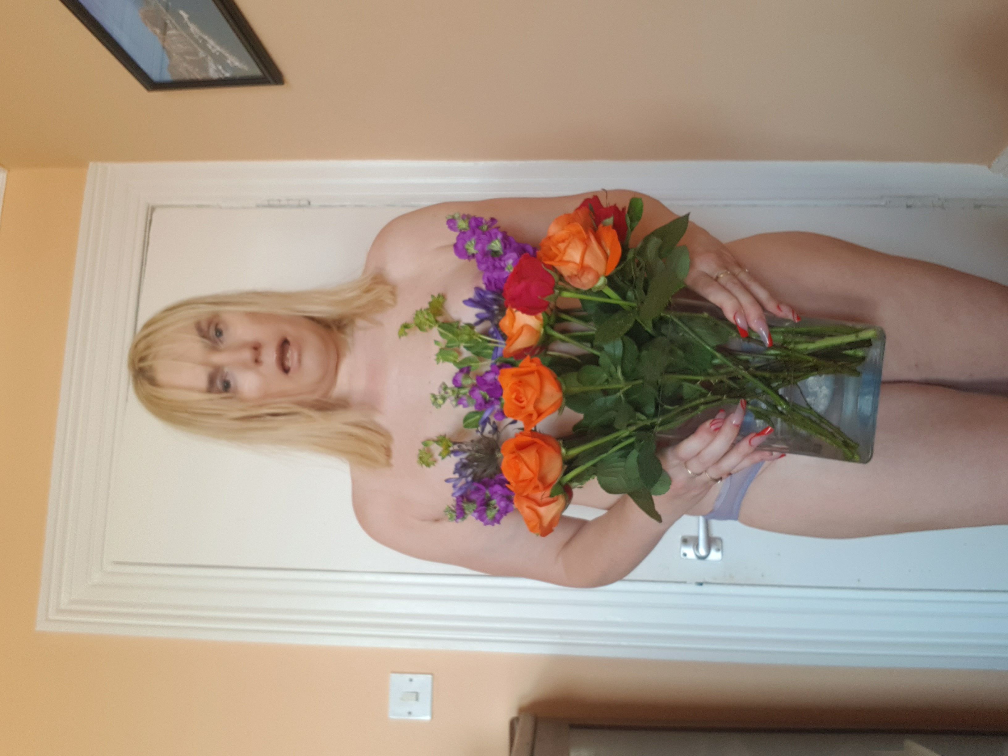 https://cdn.adultwork.com/gallery/G13/9703500.jpg