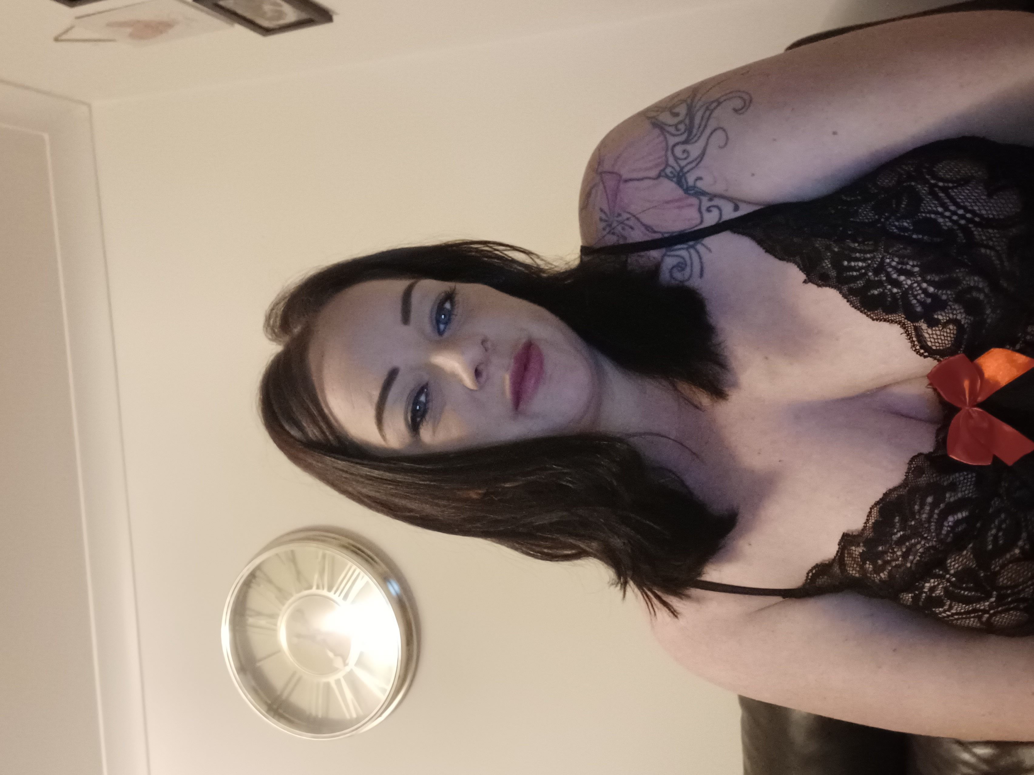 https://cdn.adultwork.com/gallery/G13/9710940.jpg