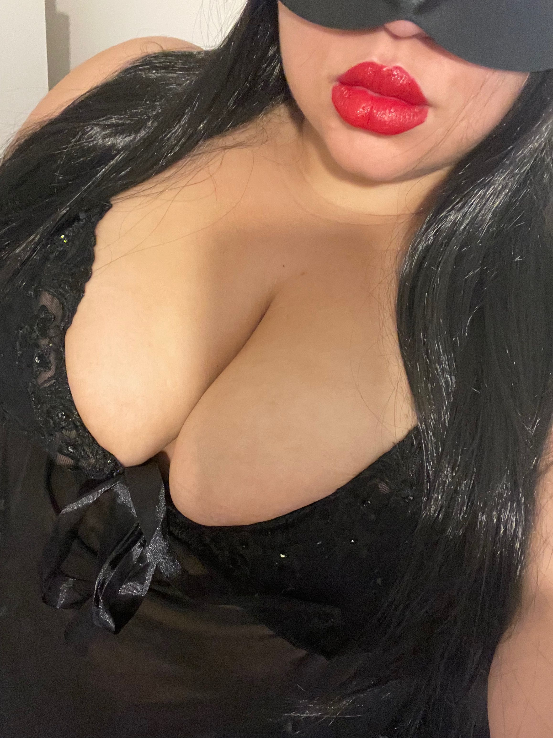 https://cdn.adultwork.com/gallery/G13/9749440.jpg