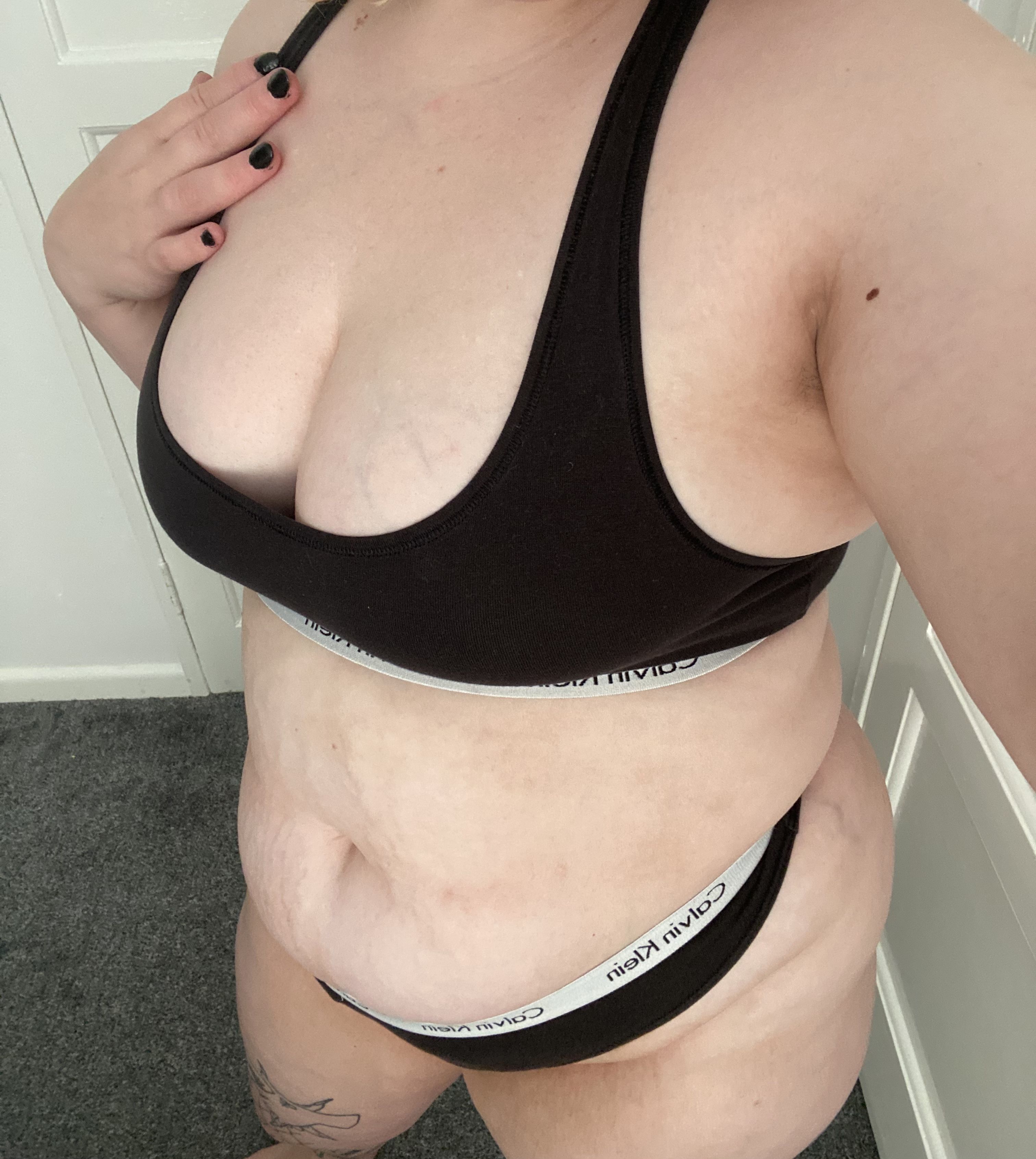 https://cdn.adultwork.com/gallery/G13/9749740.jpg