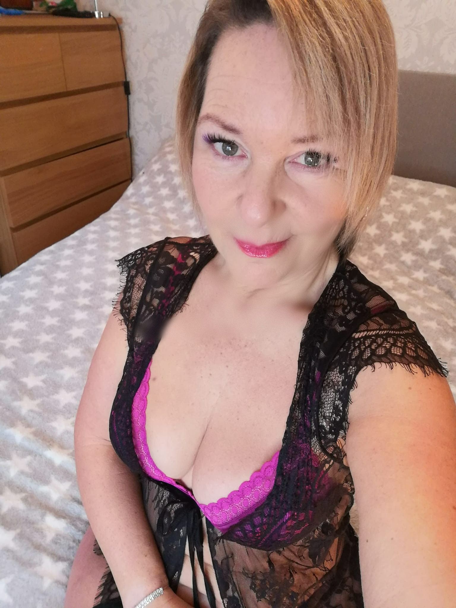 https://cdn.adultwork.com/gallery/G13/9757305.jpg