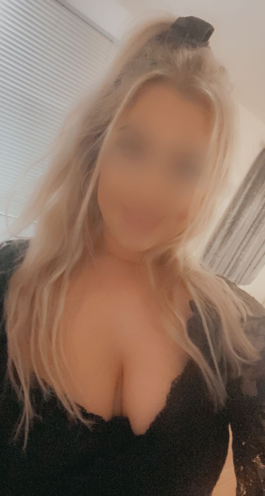 https://cdn.adultwork.com/gallery/G13/9757947.jpg