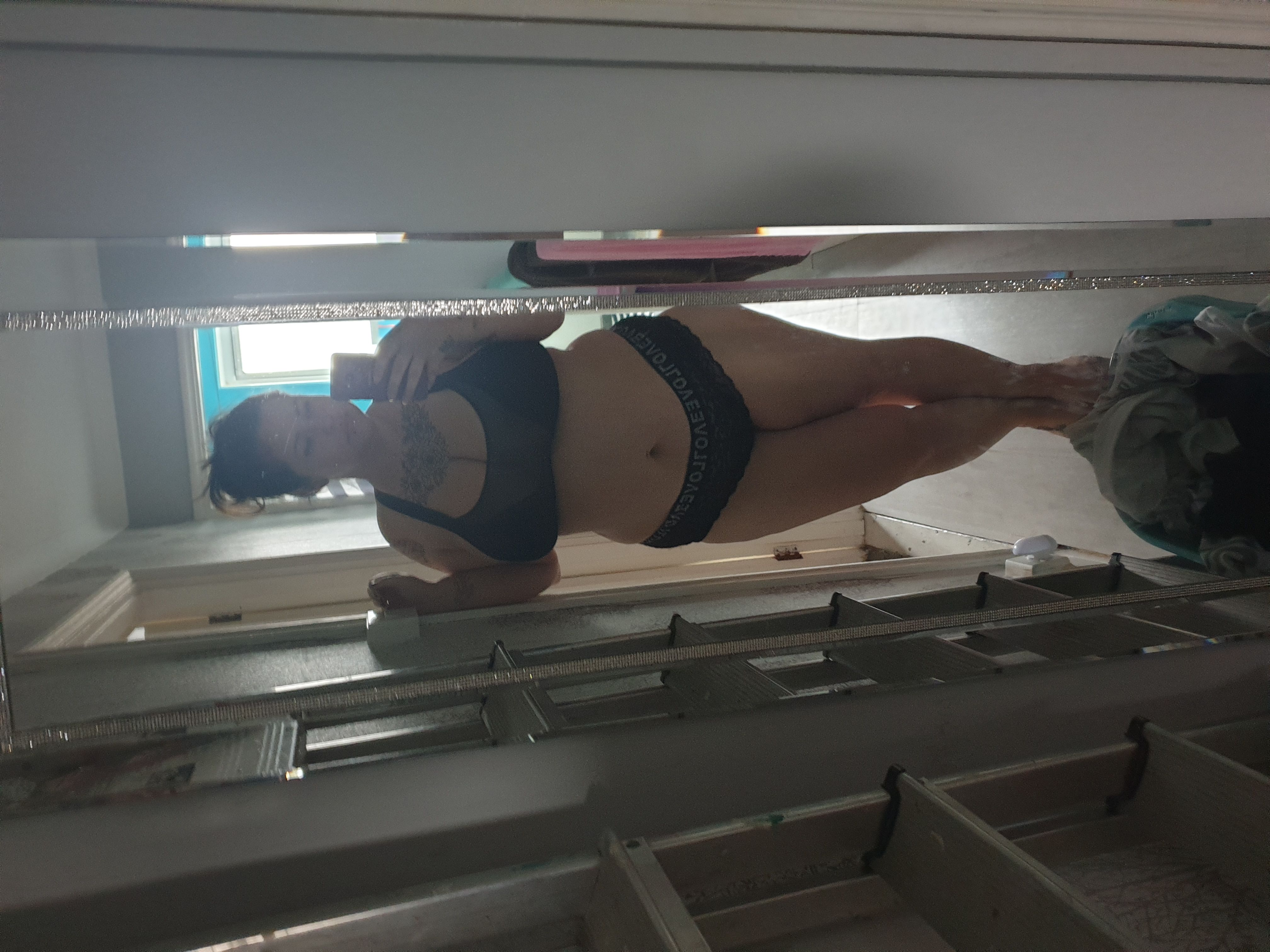 https://cdn.adultwork.com/gallery/G13/9759899.jpg