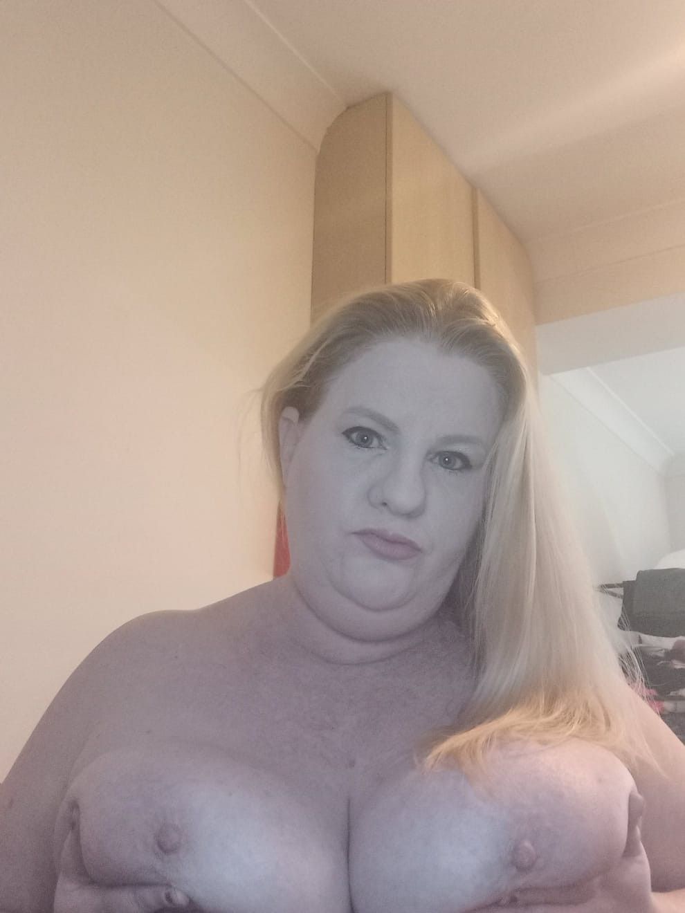 https://cdn.adultwork.com/gallery/G13/9762344.jpg