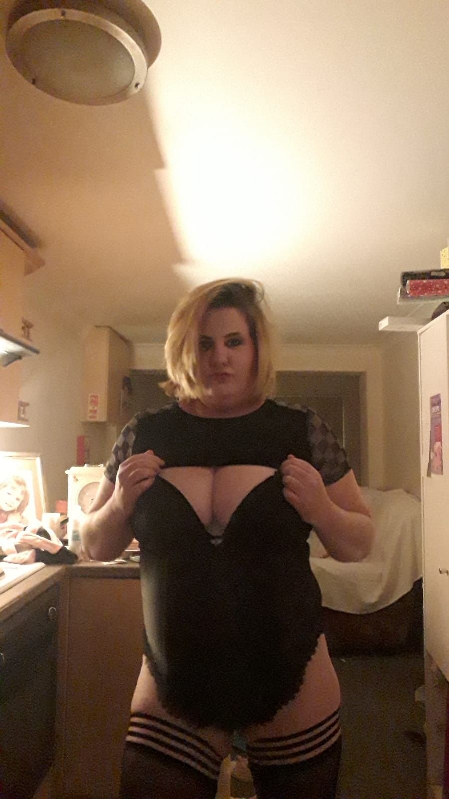 https://cdn.adultwork.com/gallery/G13/9762366.jpg