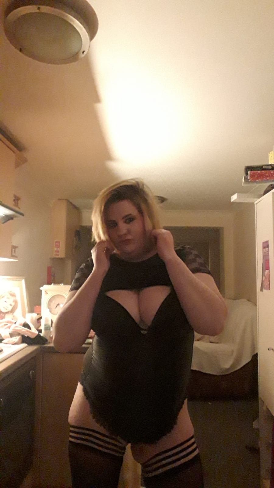 https://cdn.adultwork.com/gallery/G13/9762367.jpg